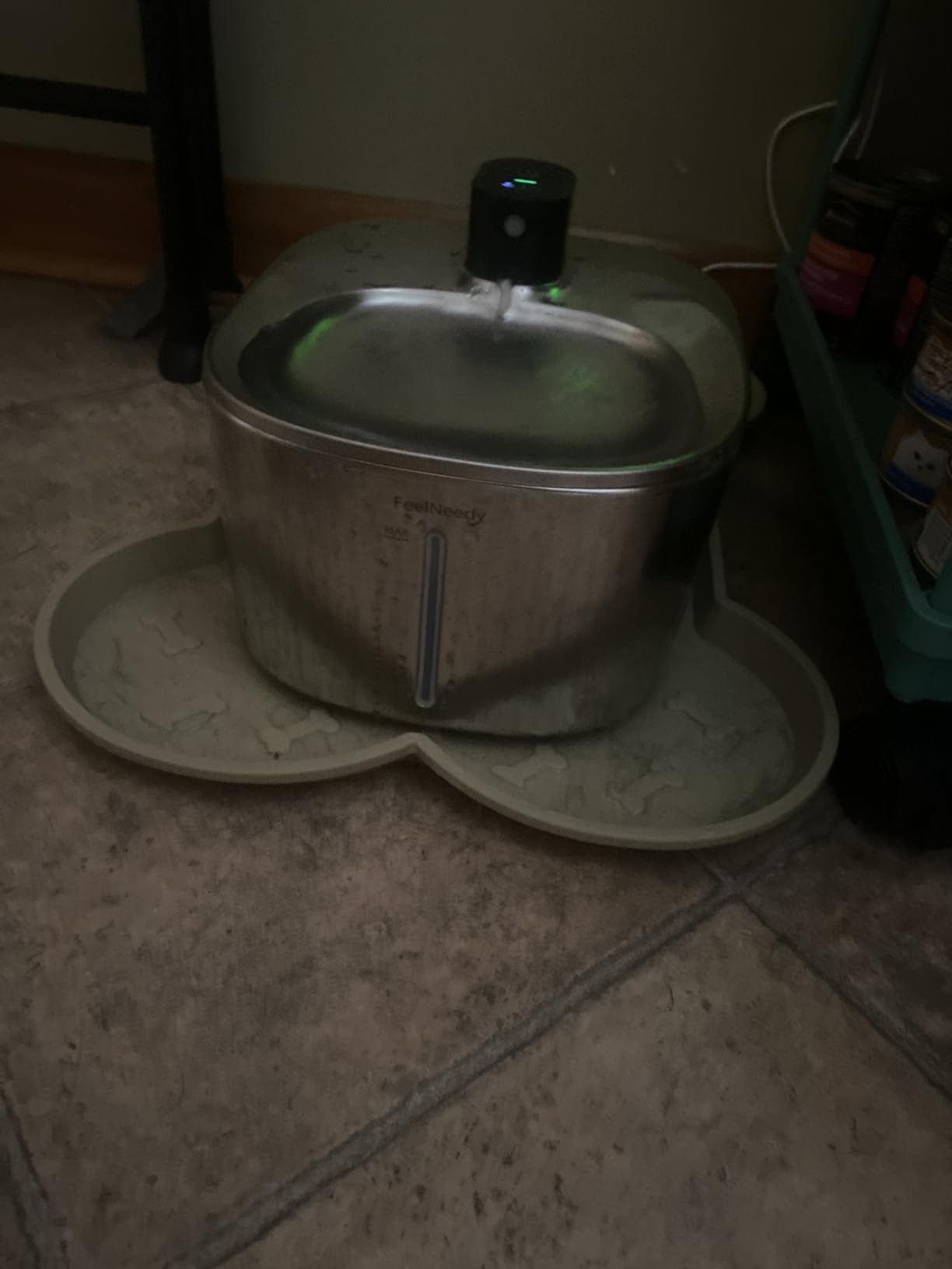 FEELNEEDY Wireless Cat Water Fountain Stainless Steel with Sensor customer photo 2