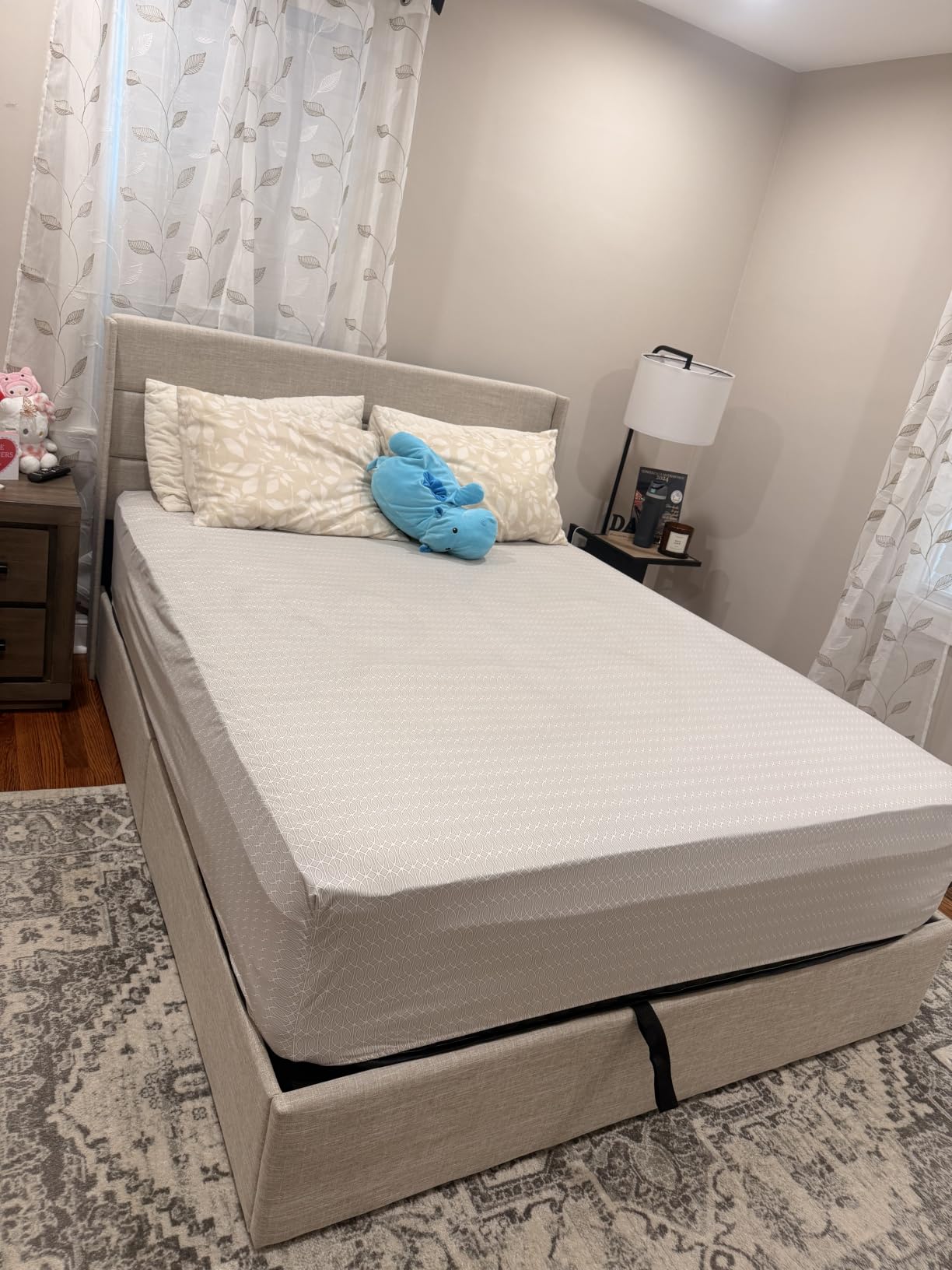 Allewie King Size Lift Up Hydraulic Storage Bed Frame Light Beige | Modern Wingback Headboard, Hydraulic Support Storage, No Box Springer Needed customer photo 2
