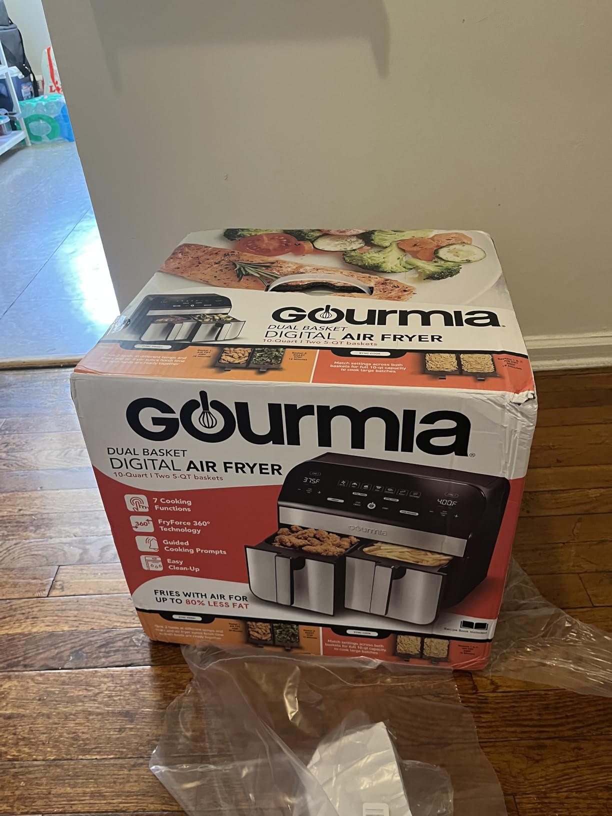Gourmia Dual Basket Air Fryer - 10 Qt Large Capacity, FryForce360, Digital Display with 7 Presets, Roast, Bake, Broil, Dehydrate, Match Cook, Sync Finish, Dishwasher Safe Accessories, Black customer photo 2