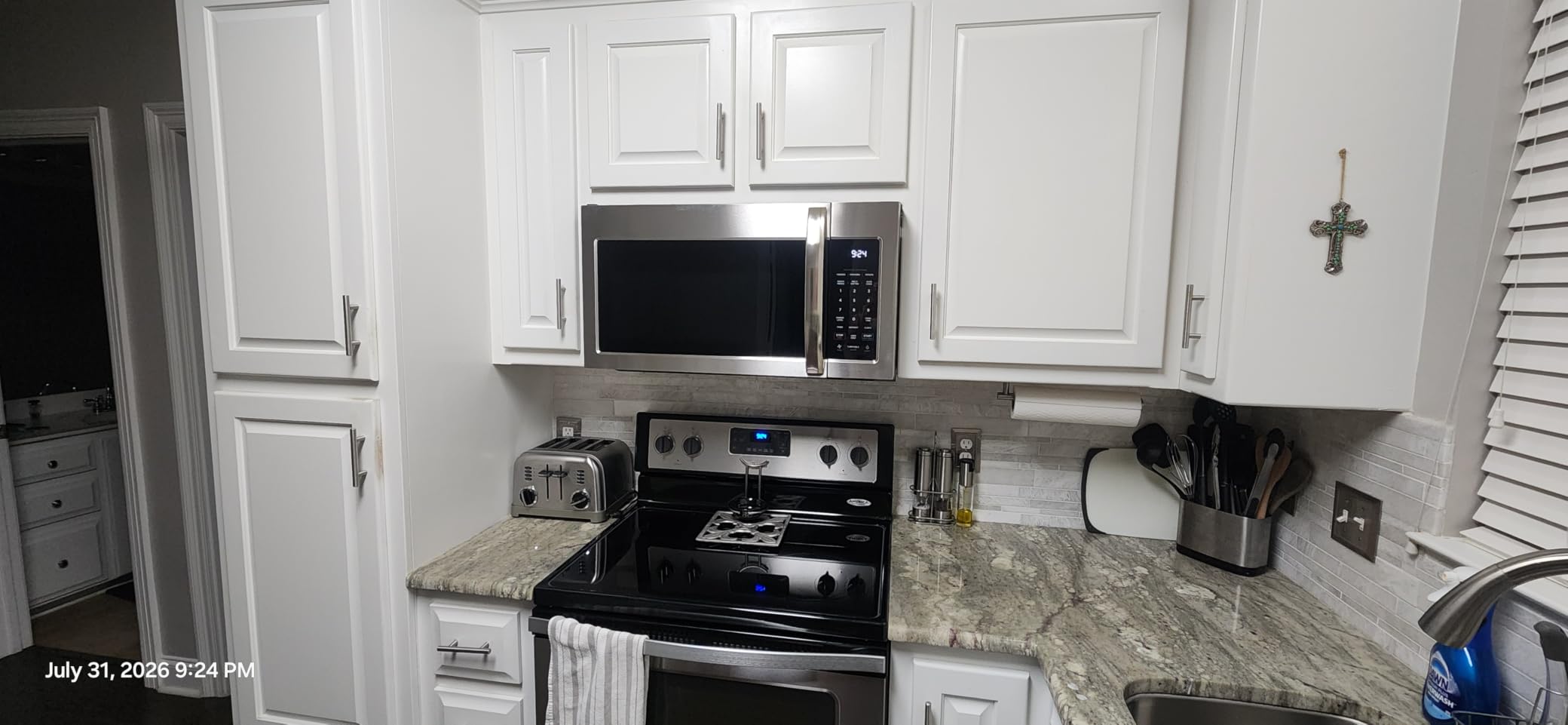 Midea Over the Range Microwave Oven, 1.7 Cu.Ft, 1000W, Stainless Steel | Smart Touch Panel, 18 Auto Cook Menus, 300 CFM Ventilation, 10 Power Levels customer photo 1
