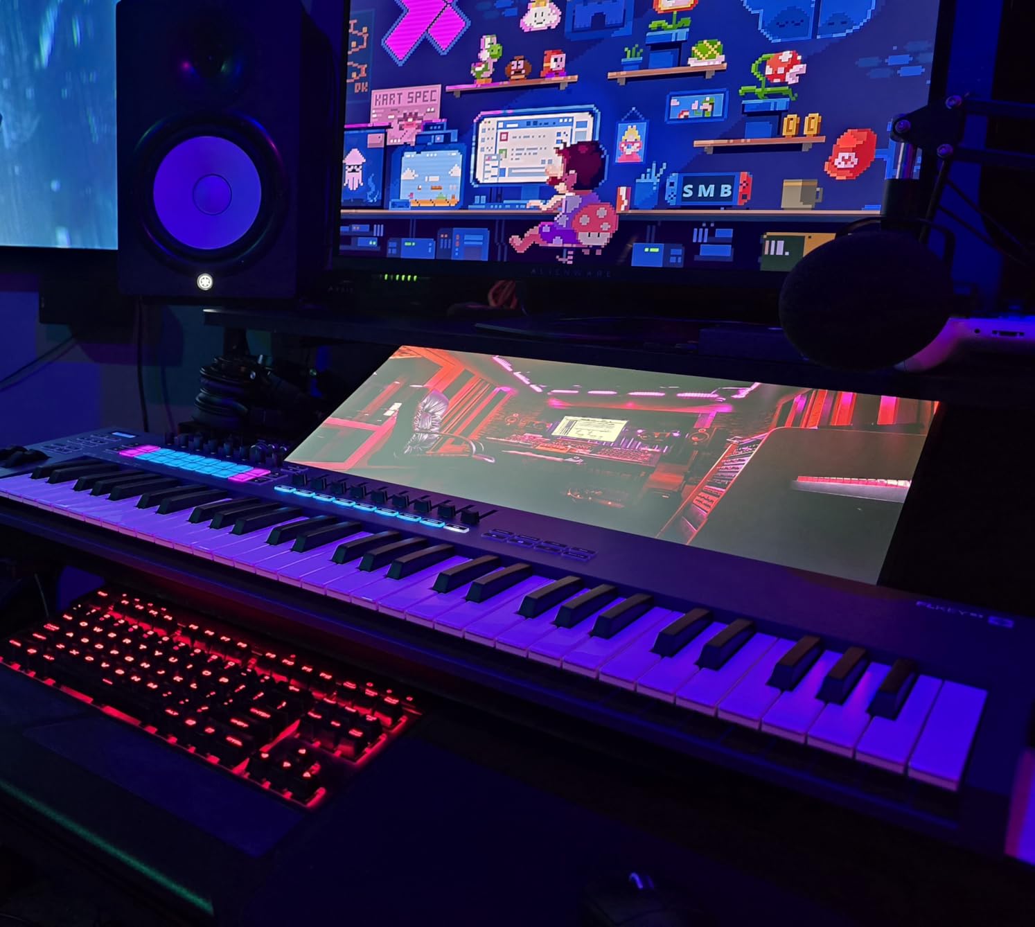 Novation FLkey 61 USB MIDI Controller Keyboard | USB-C, 61 Semi-Weighted Keys, 16 Pads, Faders, 8 Encoders, Pitch/Mod Wheels, Scale Mode, 5-Pin MIDI Out, FL Studio customer photo 1
