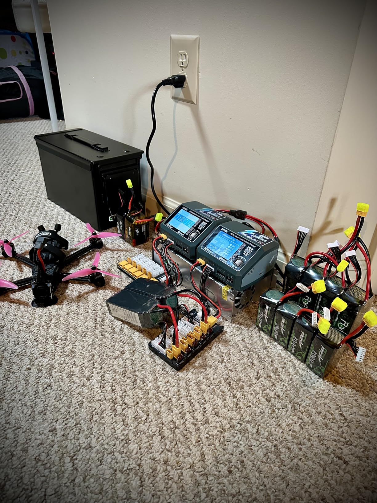 SKYRC D200neo Dual AC/DC Multi-Function Smart Charger (6S/20A/AC-200W/DC-800W) customer photo 2