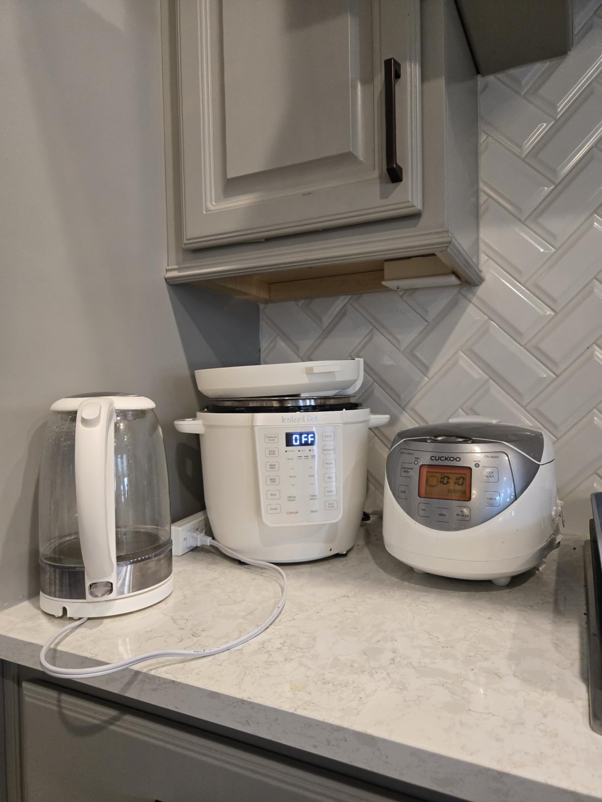 Instant Pot 7.5QT RIO Wide, 7-in-1 Electric Multi-Cooker, Pressure Cooker, Slow Cook, Rice, Steamer, Sauté, Yogurt & Warmer, Wide Base, Large Searing Base, WhisperQuiet Steam Release customer photo 1