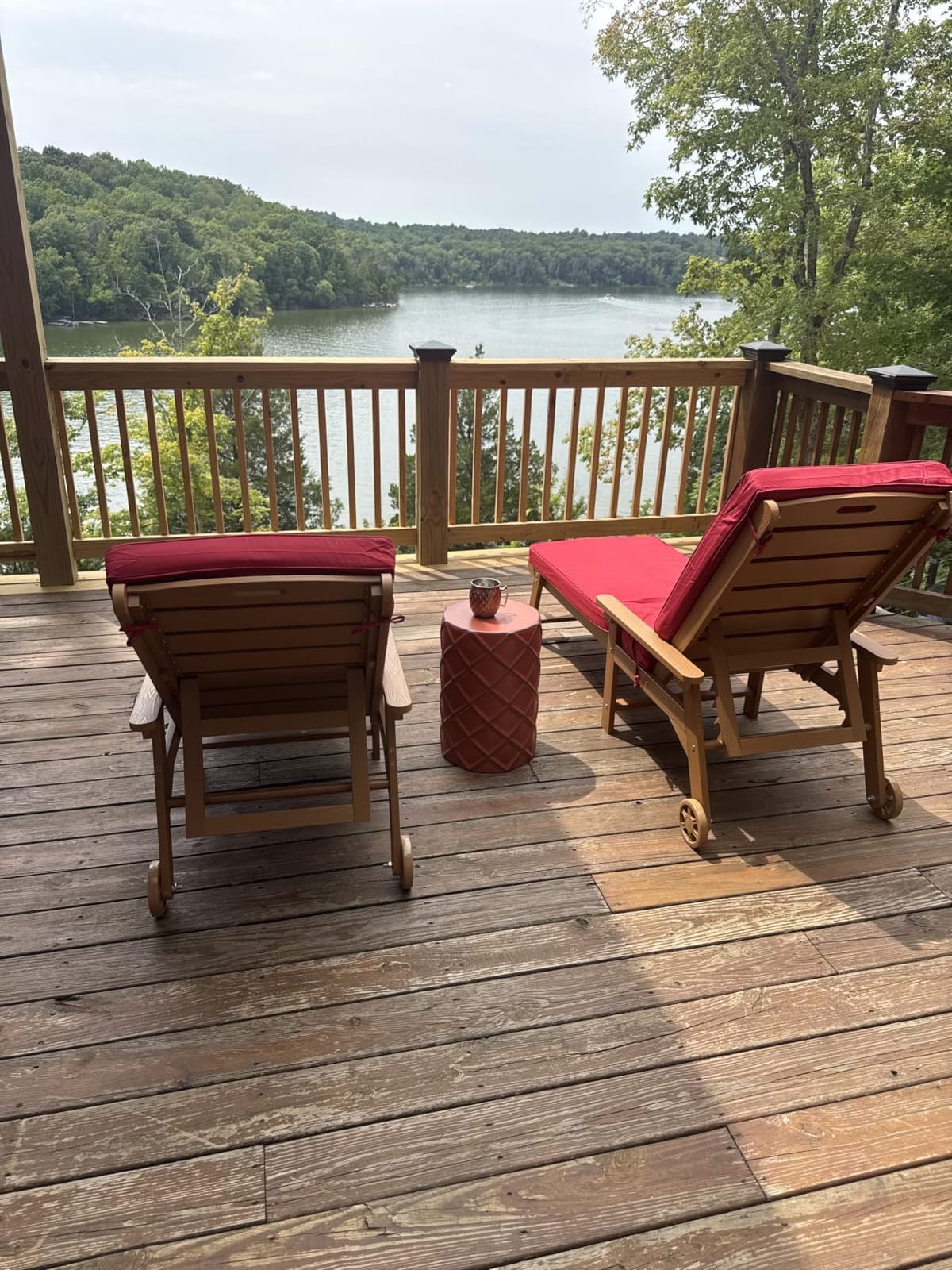 LUE BONA Outdoor Chaise Lounge, 5‑Position, 2‑Pack, Teak Color | HDPS Oversized Lounge Chair with Armrest & Wheels, Fade & Crack & Rust Resistant, Wood Texture, for Pool, Patio customer photo 2