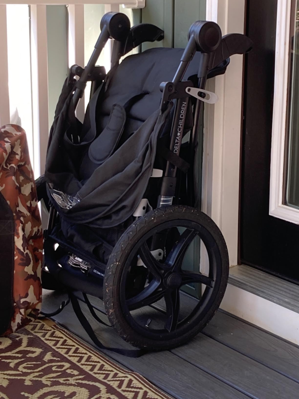 Delta Children Apollo Jogging Stroller - Black customer photo 1