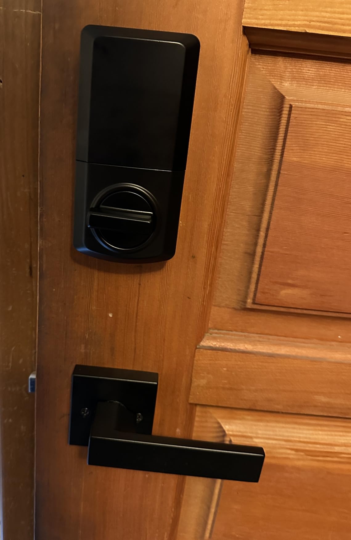 Kwikset Powerbolt 250 10-Button Keypad Satin Nickel Transitional Electronic Deadbolt Door Lock, Featuring Convenient Keyless Entry, Customizable User Codes, and Auto-Locking customer photo 1