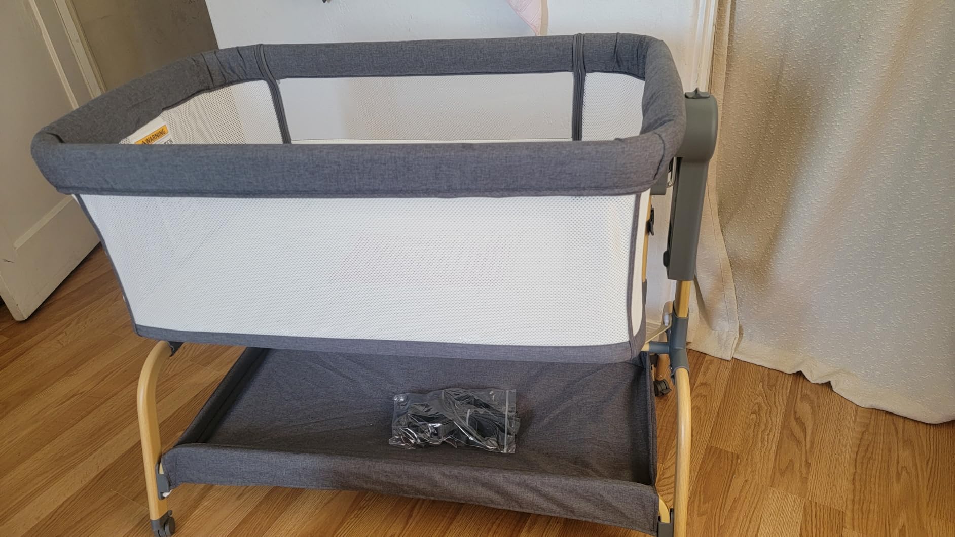 Jimglo 3-in-1 Baby Bassinet, Bedside Sleeper & Rocking Bassinet, Full Mesh | Anti-Reflux Comfort, 6 Height Adjustments, Sturdy Wide Base, with Comfy Mattress, Waterproof Sheet & Wheels for Newborns customer photo 2