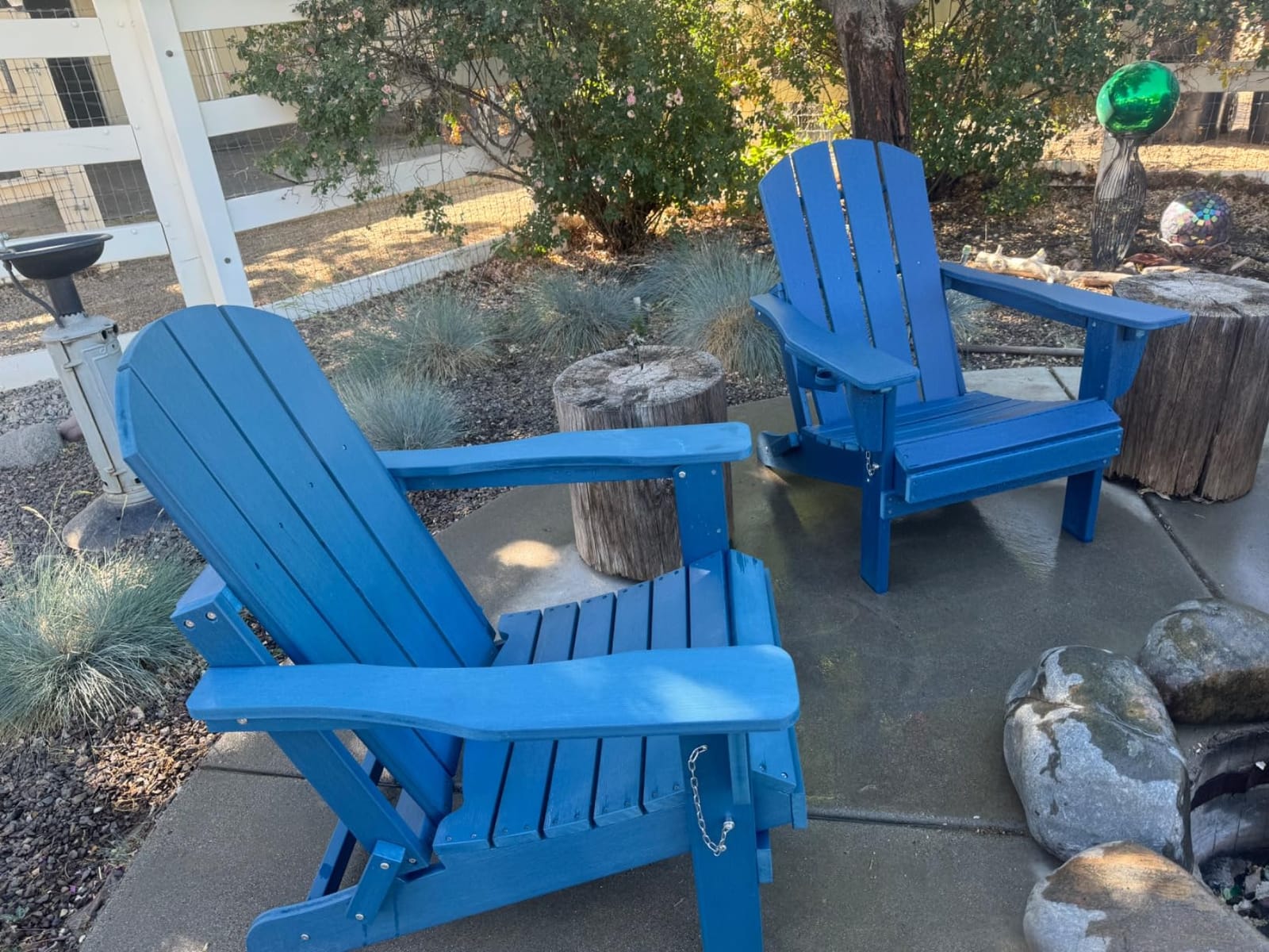 Folding Adirondack Chair Set of 4 with Cup Holder for Fire Pit-Blue | Foldable Adirondack Chairs for Patio Garden Outdoor, Weather Resistant Plastic Fire Pit Chair with Wood Texture, SGS Tested customer photo 2