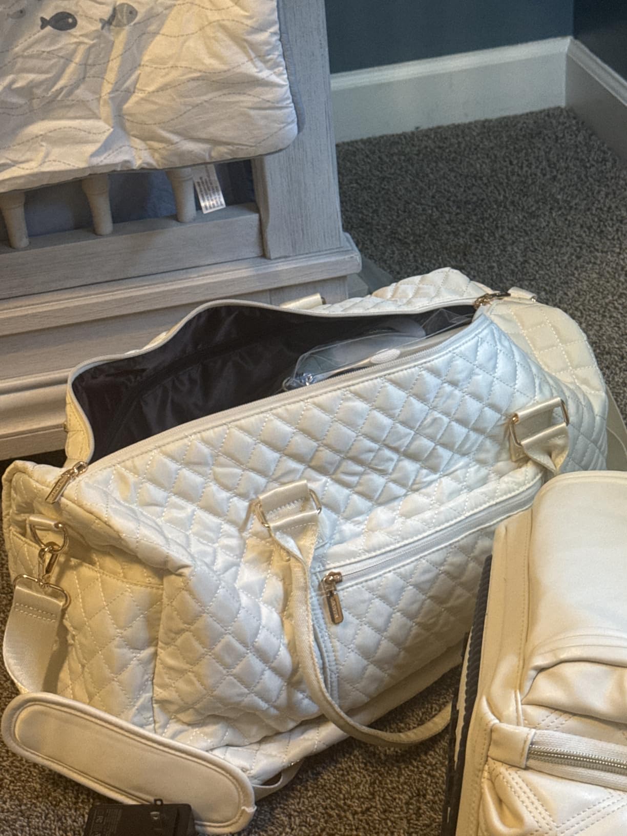 LOVEVOOK Travel Duffle Bag for Women, Weekender Overnight Bag with Shoe Compartment, Carry on Bag with Toiletry Bag, Gym Duffel Bag with Wet Pocket, Hospital Bags for Labor and Delivery 3 Pcs Set customer photo 2