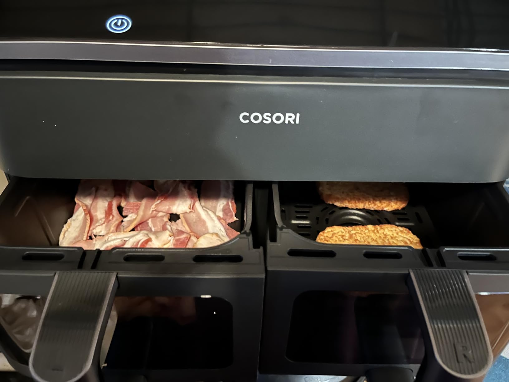 Cosori Dual Air Fryer, 9QT, 10-in-1, Sync Cook & Finish, Max 450F, Dual 4.5QT Baskets, Independent Cooking, Touch Control, 95-450F, 85% less oil, 130+ Nutritional Recipes, Dishwasher-Safe customer photo 1
