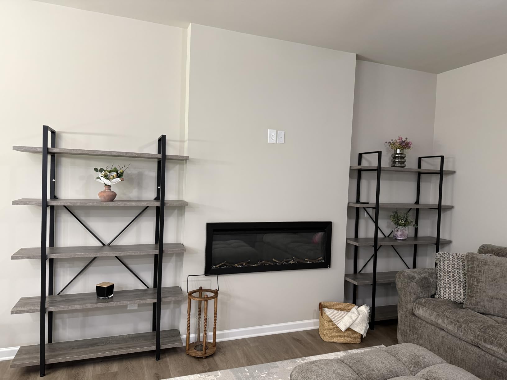 HSH Industrial 4 Tier Bookshelf, Modern Metal and Wood Bookcase, Rustic Oak customer photo 1