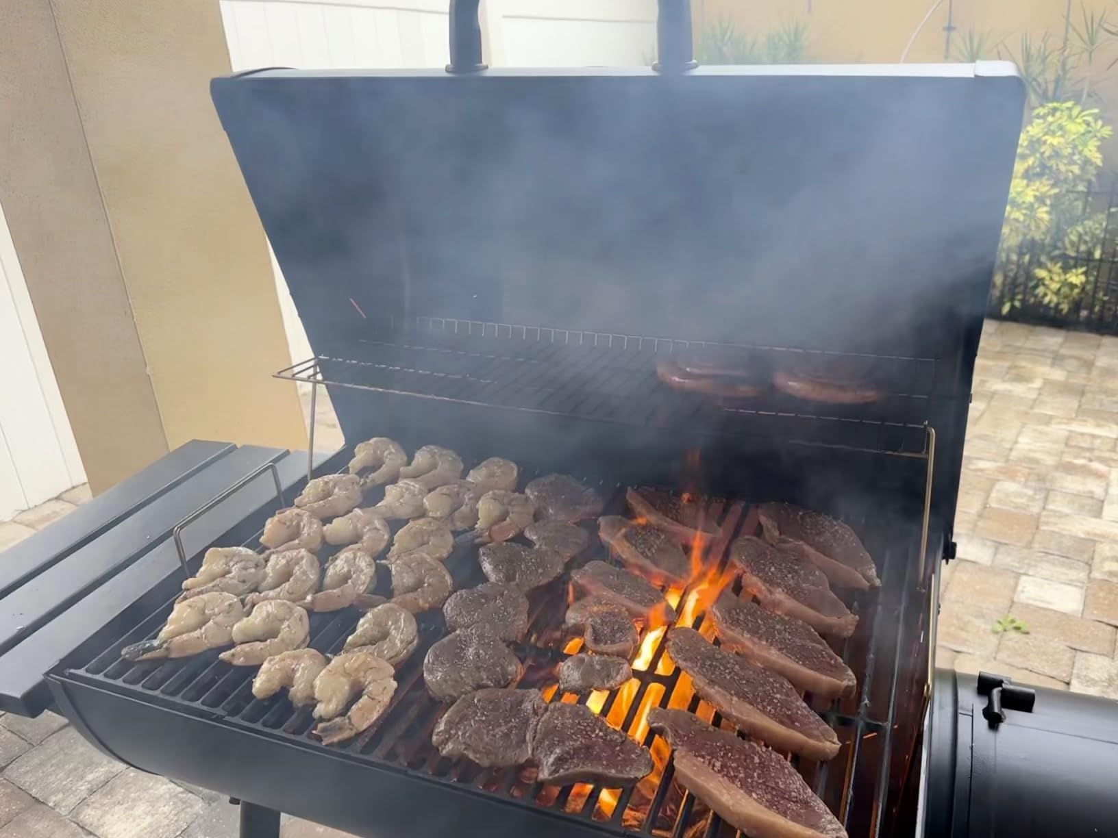 Char-Griller Smokin Pro Charcoal Grill and Offset Smoker with Side Fire Box, Dual Damper Control, Chrome Plated Steel Warming Rack, 1,130 Cooking Square Inches in Black, Model CG30044223 customer photo 1