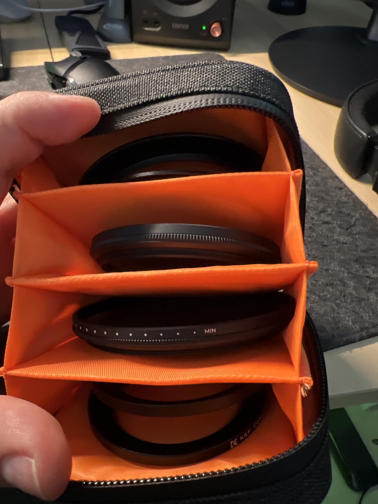 K&F CONCEPT 4 in 1 Basic Model Lens Filter Pouch Up to 95mm | Solar Filter Pouch Case, Camera Lens Filter Storage Wallet, For ND UV CPL Filter, Waterproof Filter Case, BF07 customer photo 1