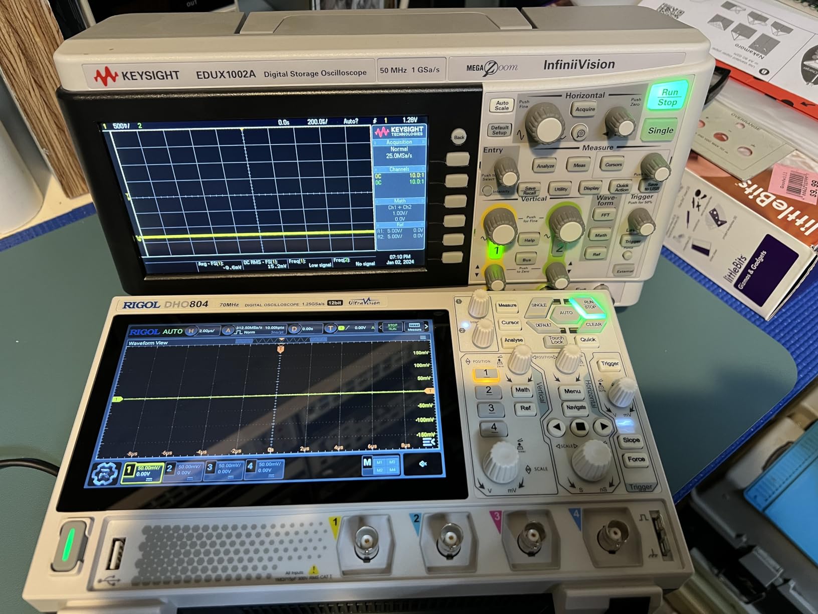 RIGOL Digital Oscilloscope DHO804 70 MHz 4-Ch 1.25 GSa/s 12-bit 25 Mpts UltraAcquire 1,000,000 wfms/s 7