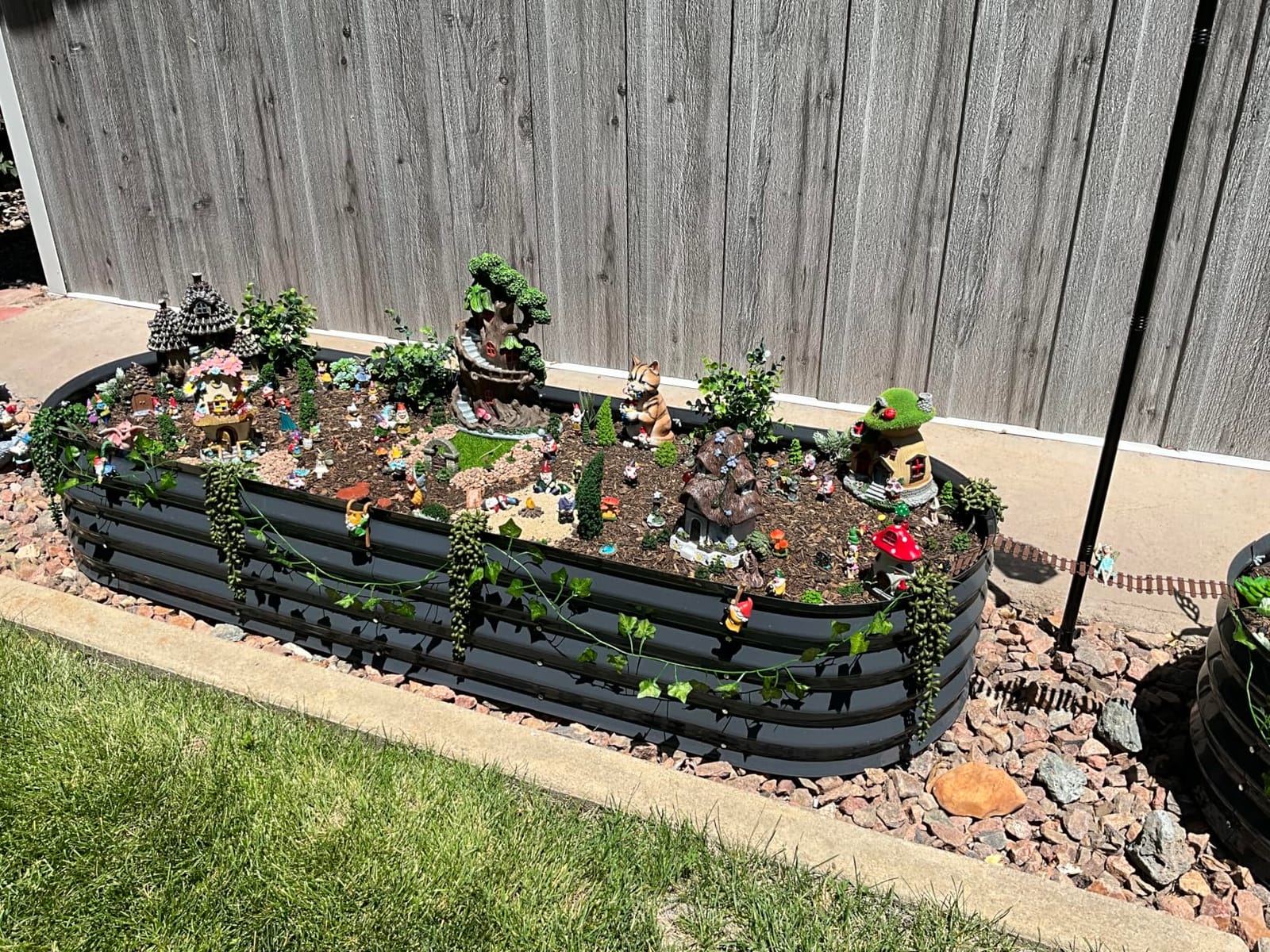 Utopia Home Galvanized Raised Garden Bed 4x2x1 Ft, Pack of 2 Silver customer photo 2