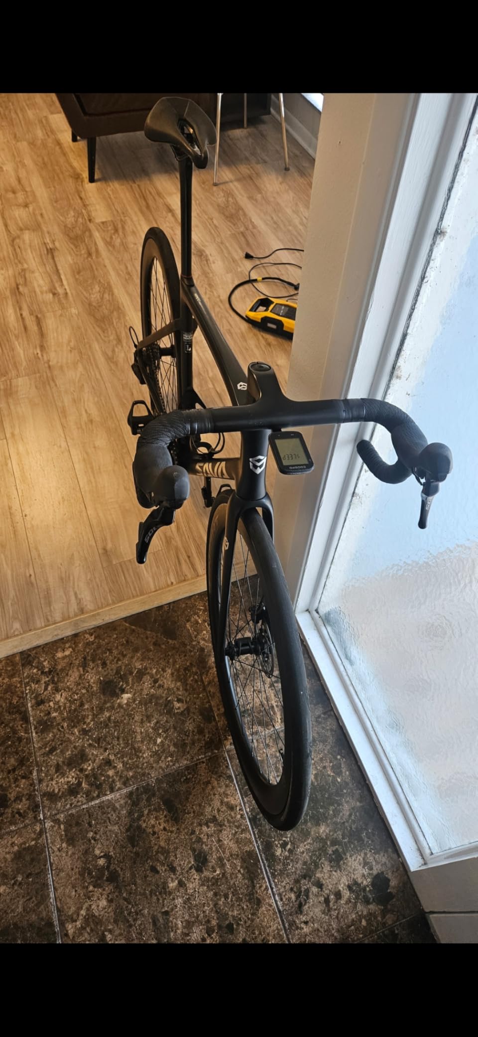 SAVADECK Carbon Road Bike, Lightweight Full Carbon Racing Bicycle with Shimano 105 R7120 24S Shift Groupset and Hydraulic Oil Disc Brake Bike customer photo 1