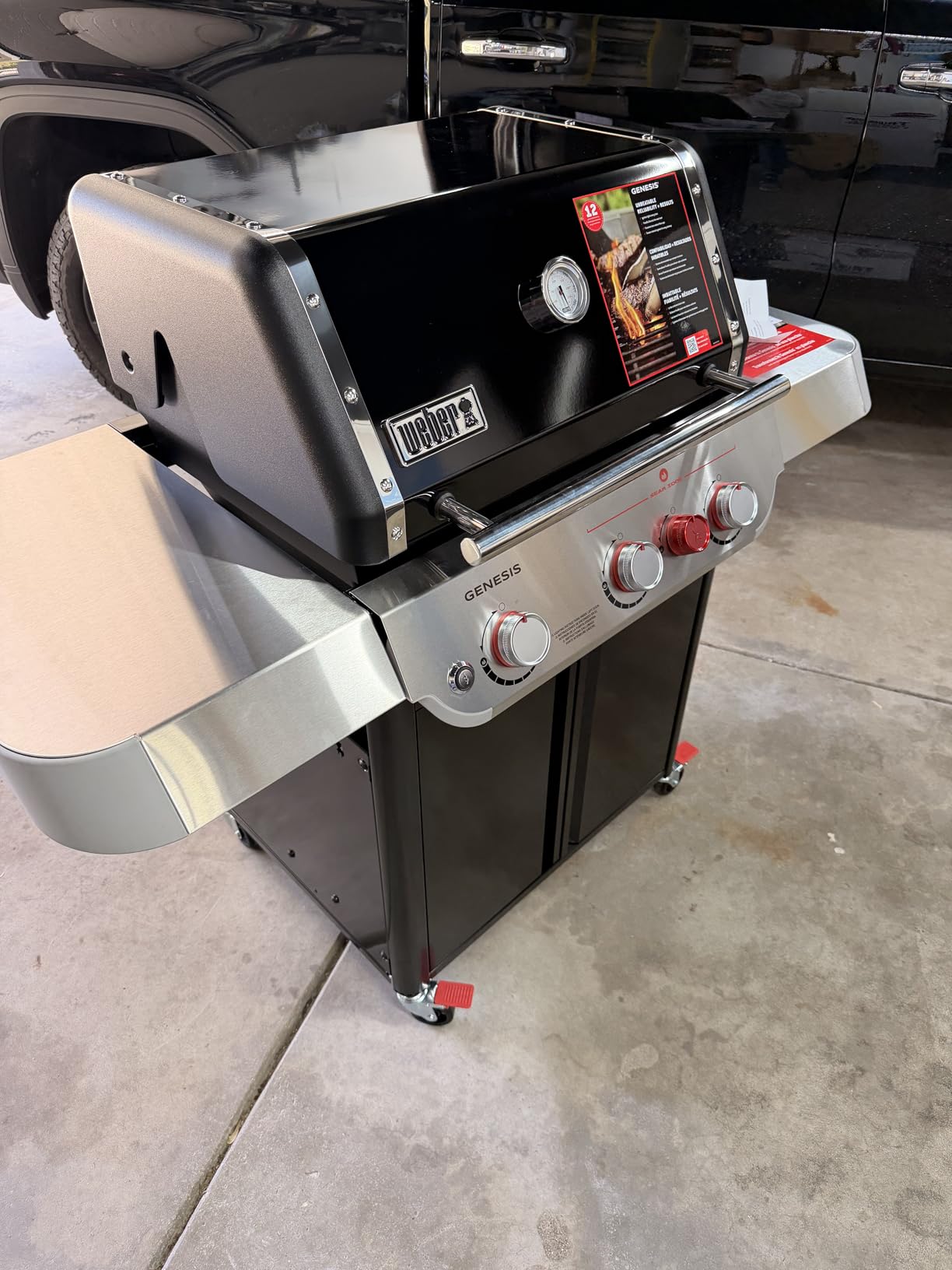 Weber Genesis E-325 Gas Grill, Propane, 3 PureBlu Burners, XL Sear Zone, Porcelain-Enameled Cast-Iron Grates, Stainless-Steel Side Tables customer photo 1