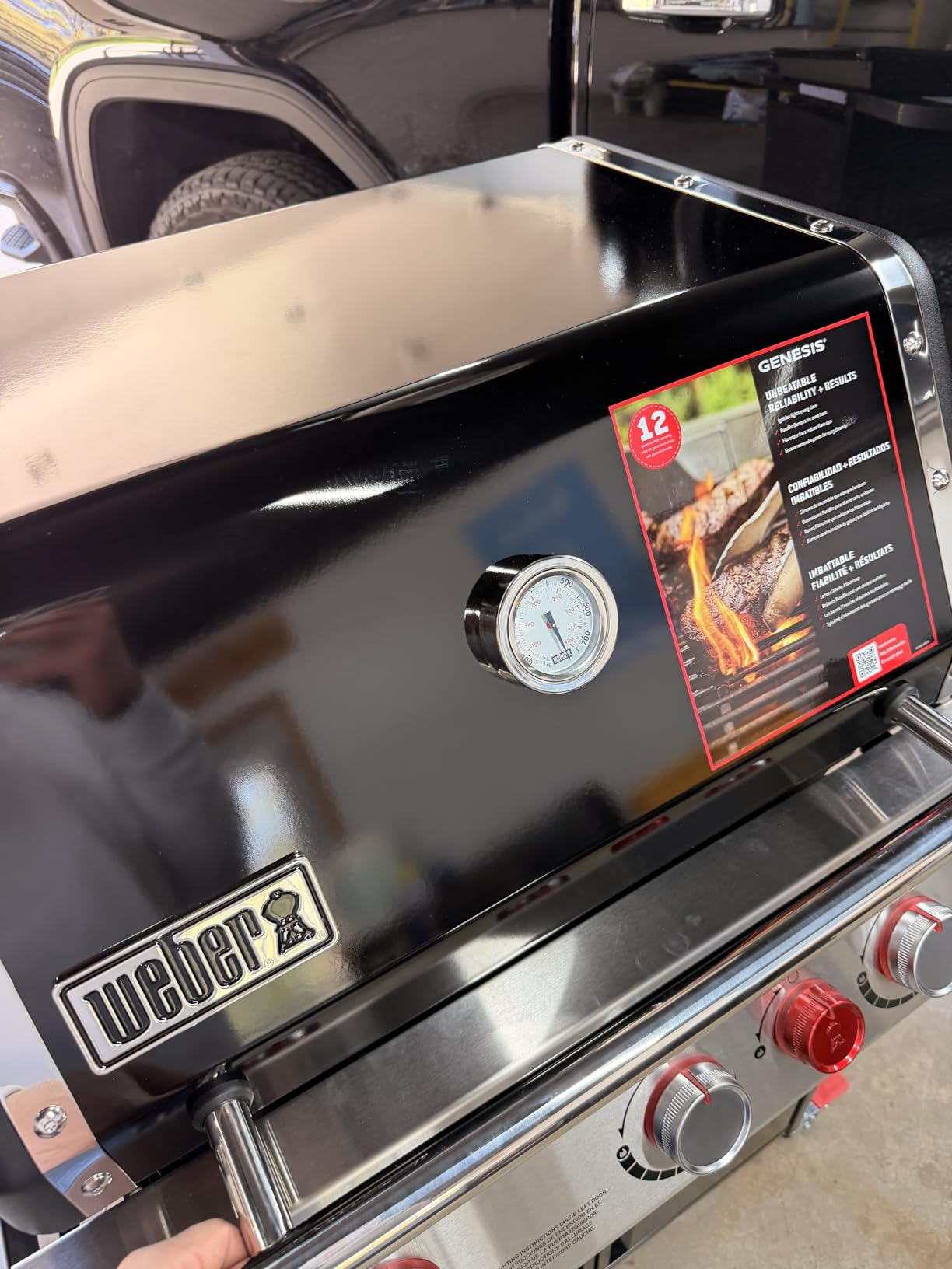 Weber Genesis E-325 Gas Grill, Propane, 3 PureBlu Burners, XL Sear Zone, Porcelain-Enameled Cast-Iron Grates, Stainless-Steel Side Tables customer photo 2