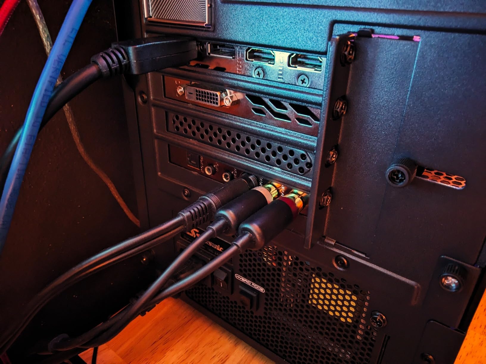 Okinos Aqua 3, Micro ATX Case, MATX PC Case with 3 X 120mm 3-Pin ARGB Fan Pre-Installed, Panoramic View Tempered Glass Front & Side Panel, with Type C Port, Black customer photo 1