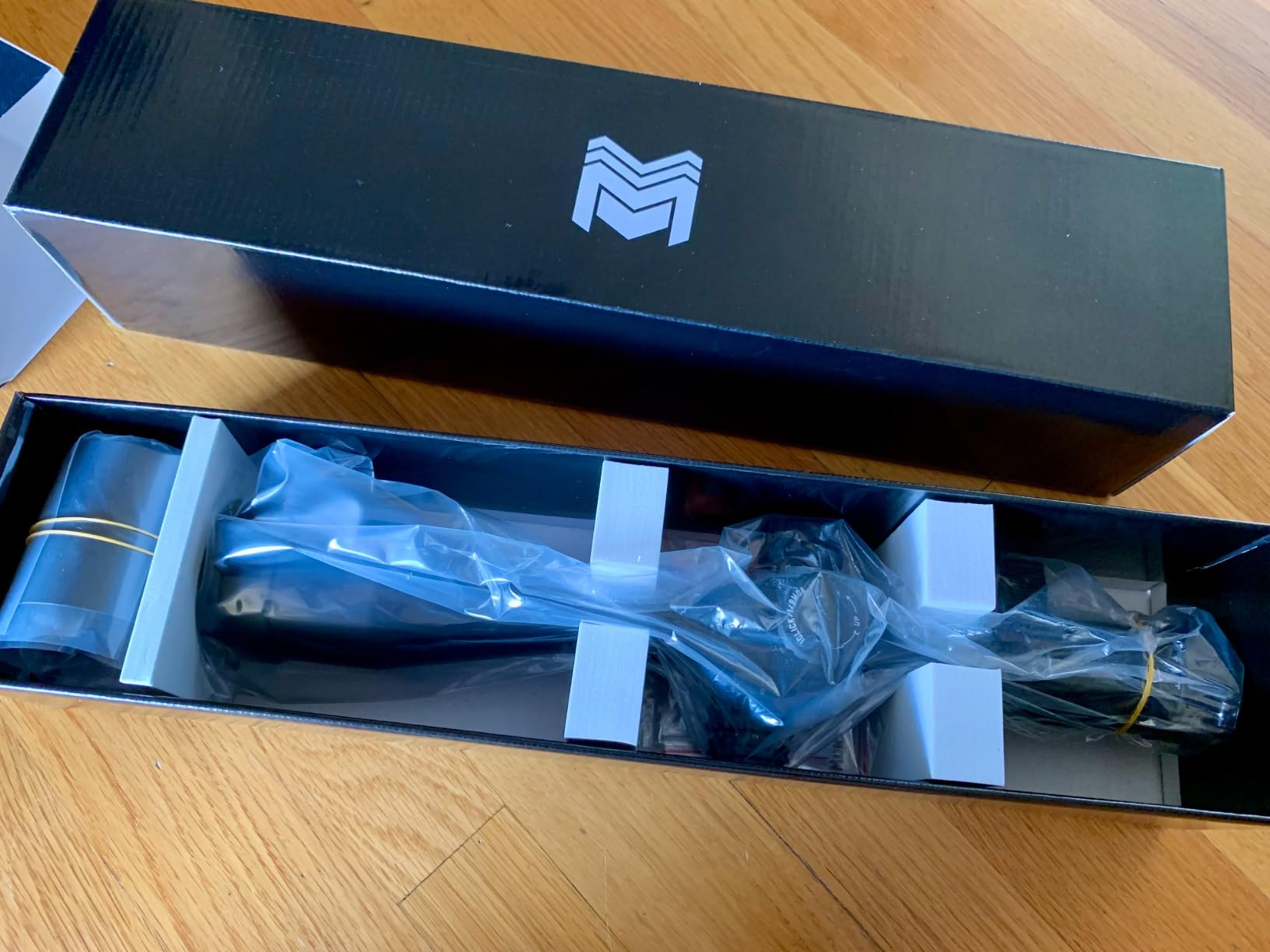 Monstrum Hornet 6-24x50 FFP Rifle Scope | Includes Zero Stop, Bubble Level Scope Rings, 1 CR2032 Battery, and Detachable Sunshade customer photo 1
