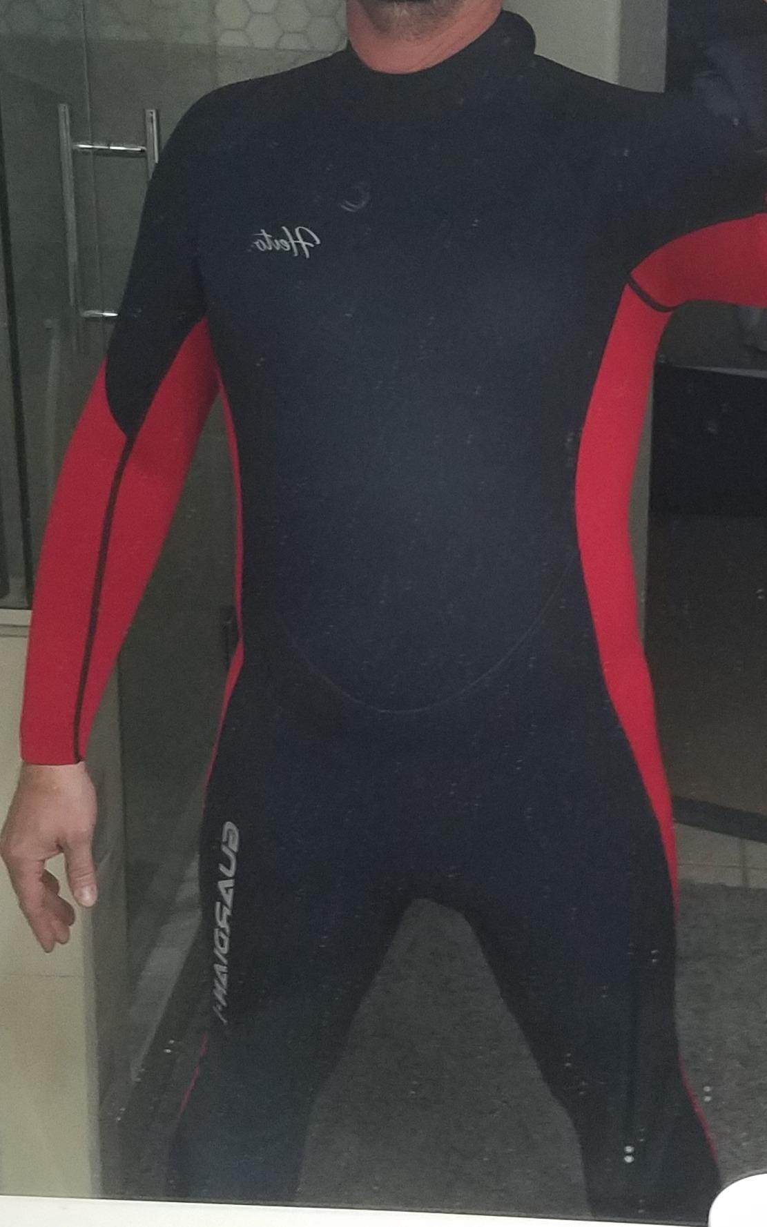 Hevto Men Wetsuit 3/2mm Neoprene Back Zipper for Surfing Diving customer photo 1