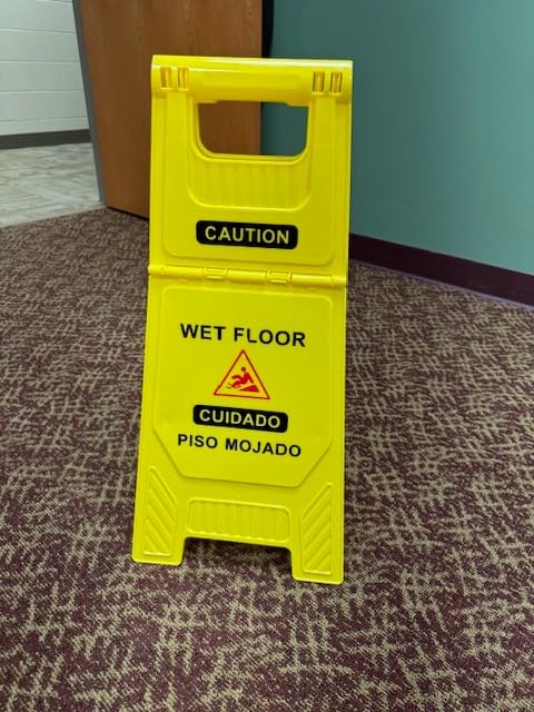 Midoneat Commercial Mop Bucket with Wringer on Wheels, 35 Quart, Yellow | Heavy Duty Industrial Mop and Bucket Set for Floor Cleaning, Includes Wet Floor Sign (24'') & Industrial Mop customer photo 1