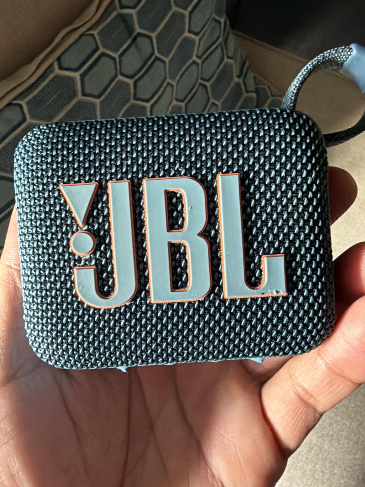 JBL Go 4 - Ultra-Portable, Waterproof and Dustproof Bluetooth Speaker, Big JBL Pro Sound with Punchy bass, 7-Hour Built-in Battery, Made in Part with Recycled Materials (Black) customer photo 1