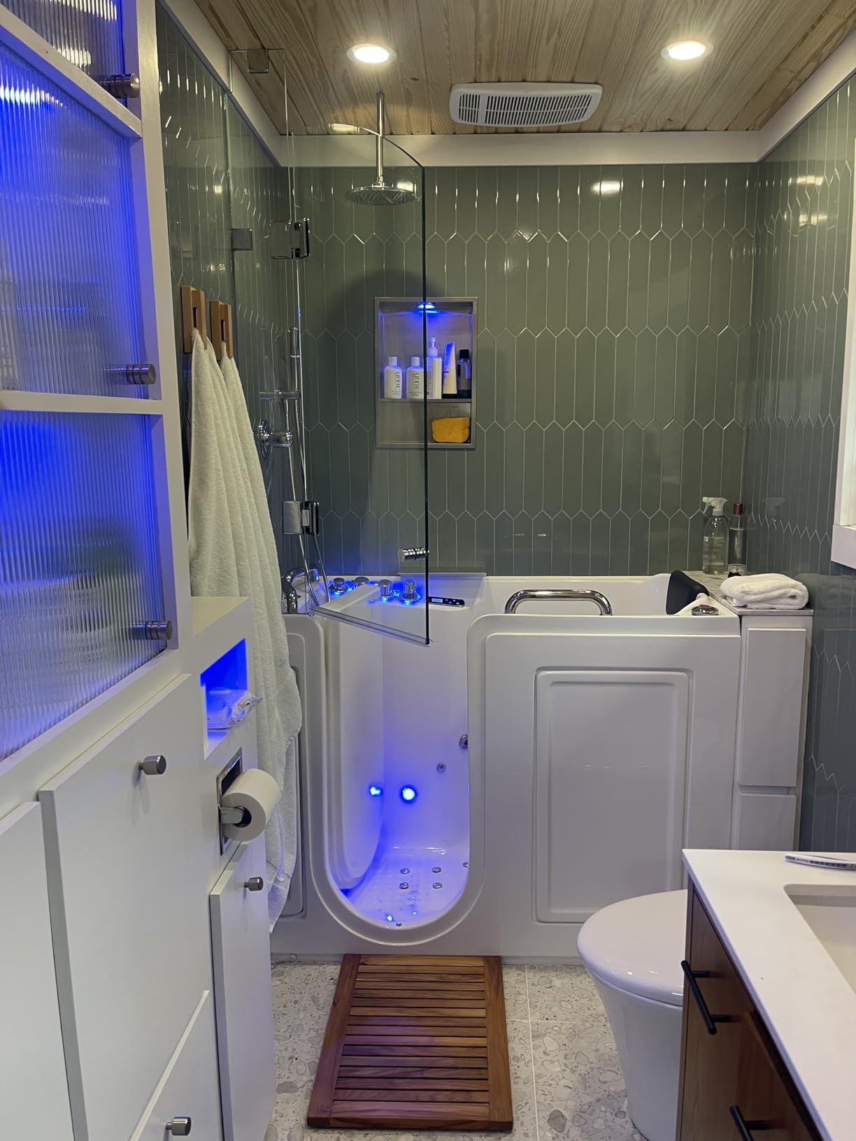 ANZZI Walk In Tub, 30 X 53 In, Left Drain, 9 Whirlpool & 26 Air Jets | The 60 In Handheld Sprayer And Built In Heater Maintain, Soothing Hydrotherapy 9 Hydro And 4 Targeted Back customer photo 2