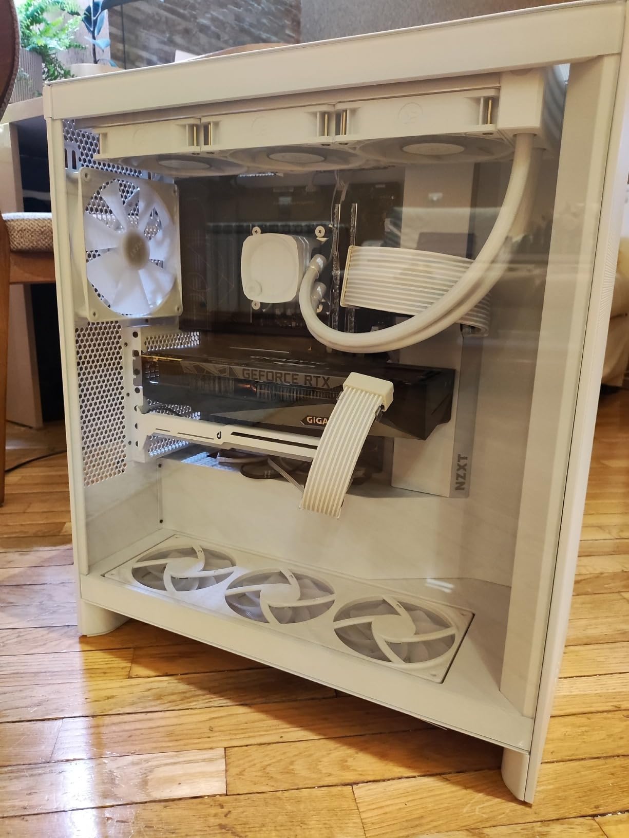 NZXT H7 Flow - Mid-Tower ATX Airflow PC Case - Black | Airflow-first ATX mid-tower. Bottom-mount fans for direct GPU cooling, 420mm front radiator support, clean cable routing. customer photo 1