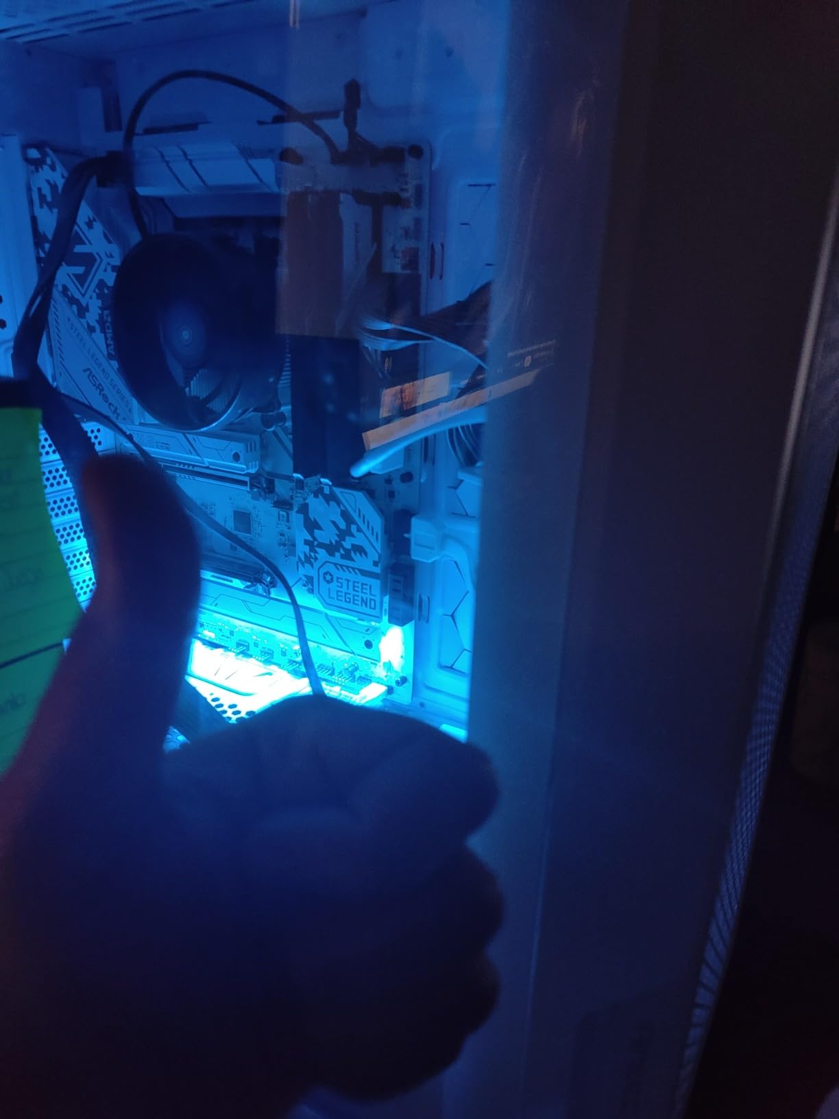 ASRock B650 Steel Legend WiFi 6E AMD Socket AM5 Ryzen 9000 8000 and 7000 Series SATA3 M.2 DDR5 7200+(OC) 256GB SATA3 6.0 Gb/s ATX Motherboard BIOS Flashback customer photo 1
