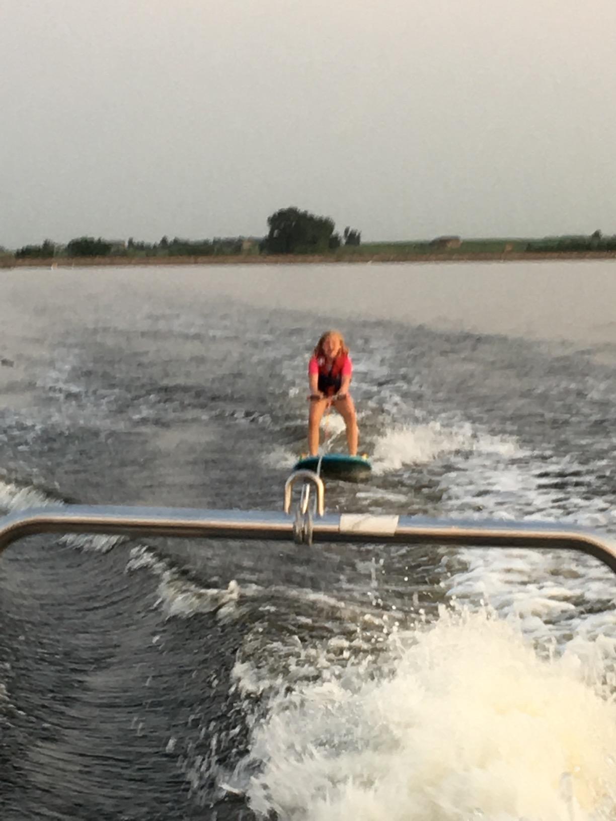 ZUP You Got This All-in-One Board for Kneeboarding, Wakeboarding, Wakeskating, and Wakesurfing, Versatile Design for All Ages customer photo 2