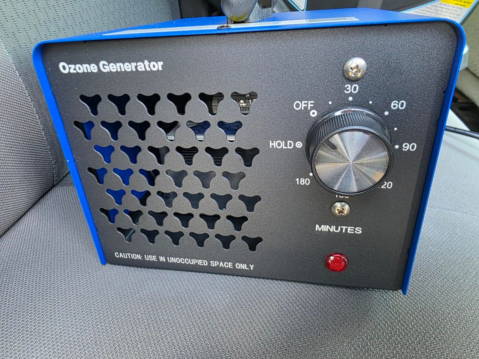 ONAMOR Ozone Generator Odor Eliminator 70000mg, High Capacity Ozone Machine Odor Removal Up to 6000 Sq.Ft, Ionizer Ozonator for Smoke, Car, Basement And Pet Room, Black customer photo 1