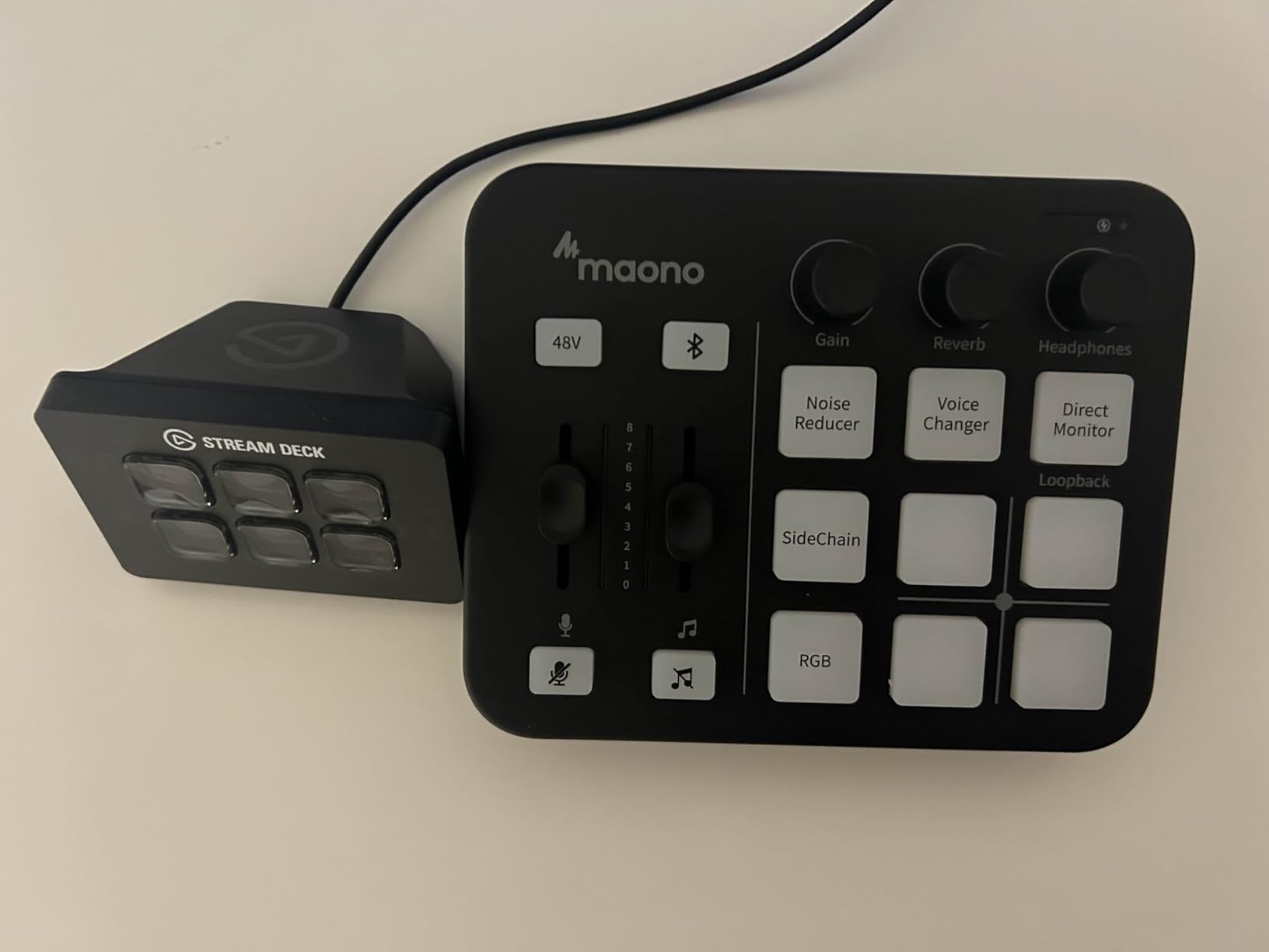 MAONO Gaming Audio Mixer, Audio Interface with Pro-preamp, RGB, Bluetooth, 48V Phantom Power for Live Streaming, Podcasting, Content Create, Gaming MaonoCaster G1 NEO customer photo 2