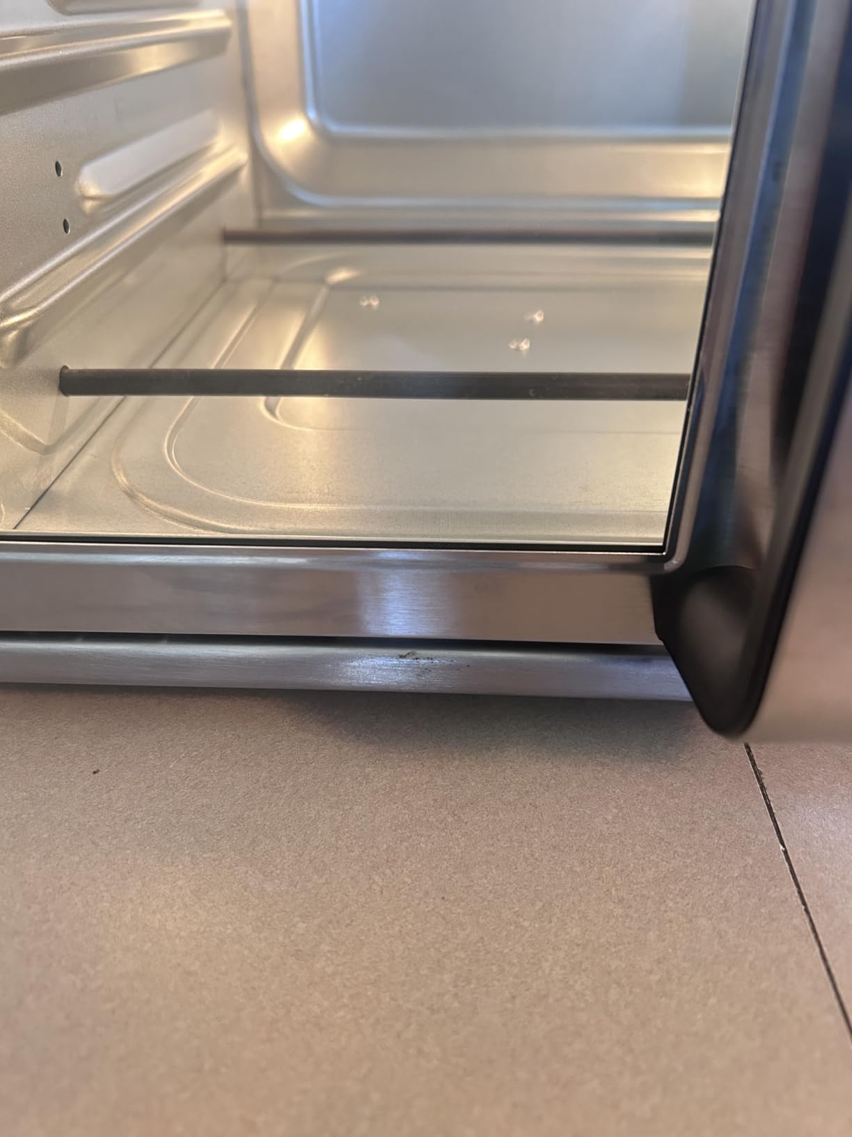 Midea Flexify Classic French Door Toaster Oven Air Fryer Combo, 26.4 QT customer photo 1
