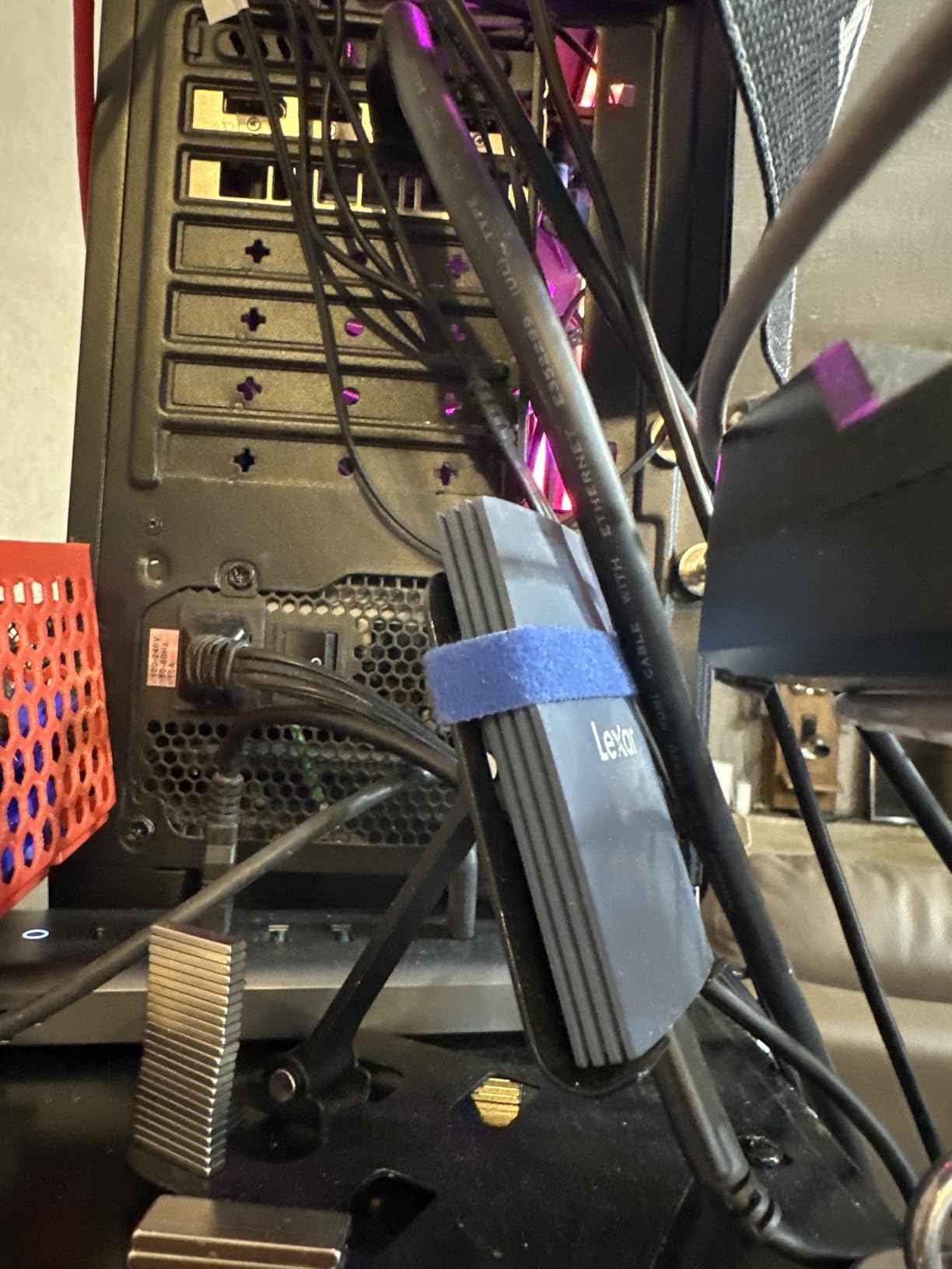 Lexar 2TB Armor 700 Portable SSD, Up to 2000MB/s, USB 3.2 Gen 2x2, Rugged, IP66 Water & Dust Resistance customer photo 1