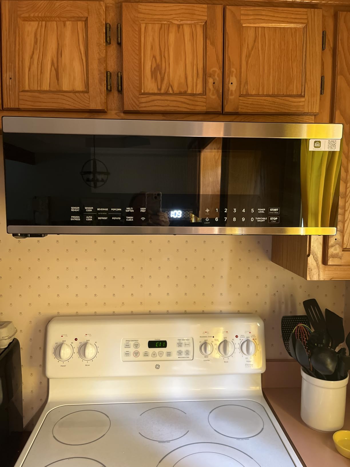 Midea Over the Range Microwave Oven, 1.2 Cu.Ft, 1000W, Stainless Steel | Slim Low Profile Microwave, Sensor Cook, 400 CFM Vent Fan, Voice Control, SmartHome Compatible customer photo 1
