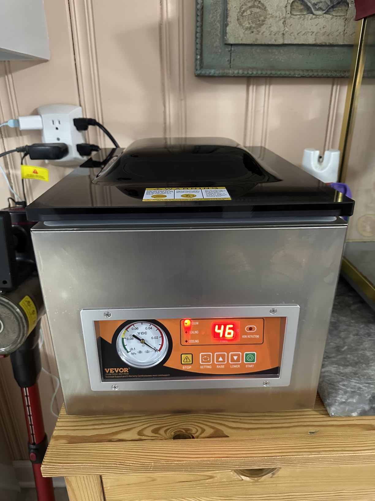 VEVOR Chamber Vacuum Sealer, 260W Sealing Power, Vacuum Packing Machine for Wet Foods, Meats, Marinades and More, Compact Size with 10.2 in Sealing Length, Applied in Home Kitchen customer photo 2