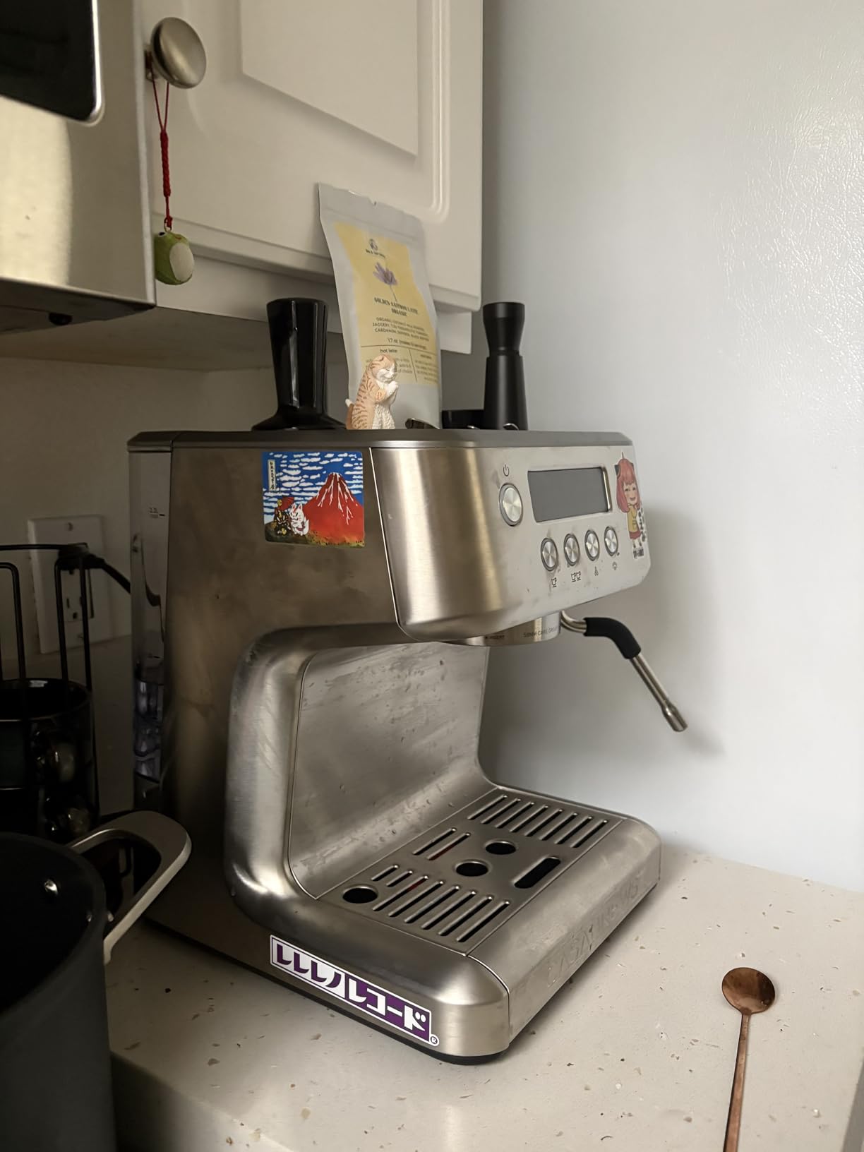 CASABREWS Ultra Espresso Machine, Barista Espresso Maker with Steam Wand | LCD Display, Custom Brew Temp, Latte & Cappuccino Machine, 20-Bar Italian Pump, Powerful Steam Wand, 73oz Removable Tank customer photo 2