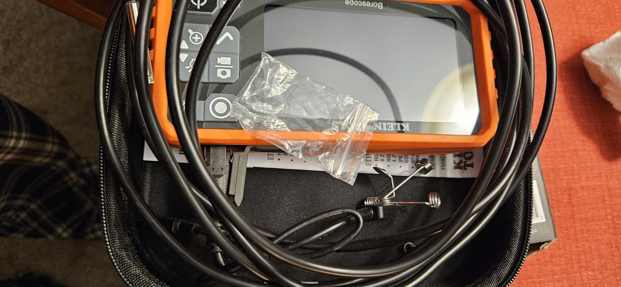 Klein Tools ET17 Utility Borescope with 5.5 mm 9.8-Foot Waterproof Gooseneck Snake, LEDs, 4.3-Inch LCD, Attachments, Endoscope Inspection Camera customer photo 2
