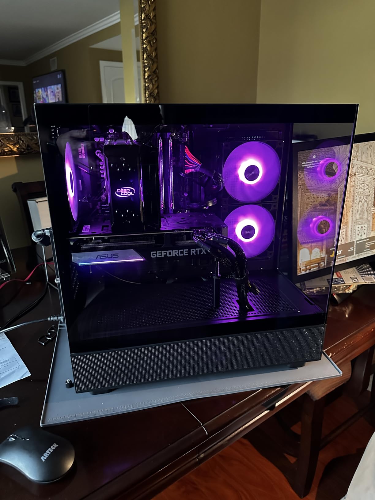 MONTECH XR-B, ATX Mid-Tower PC Gaming Case, 3x120mm ARGB PWM Fans Pre-Installed, Full-View Dual Tempered Glass Panel, Wood-Grain Design I/O Interface, 4090 GPUs, 360mm Radiator Support, Black customer photo 2