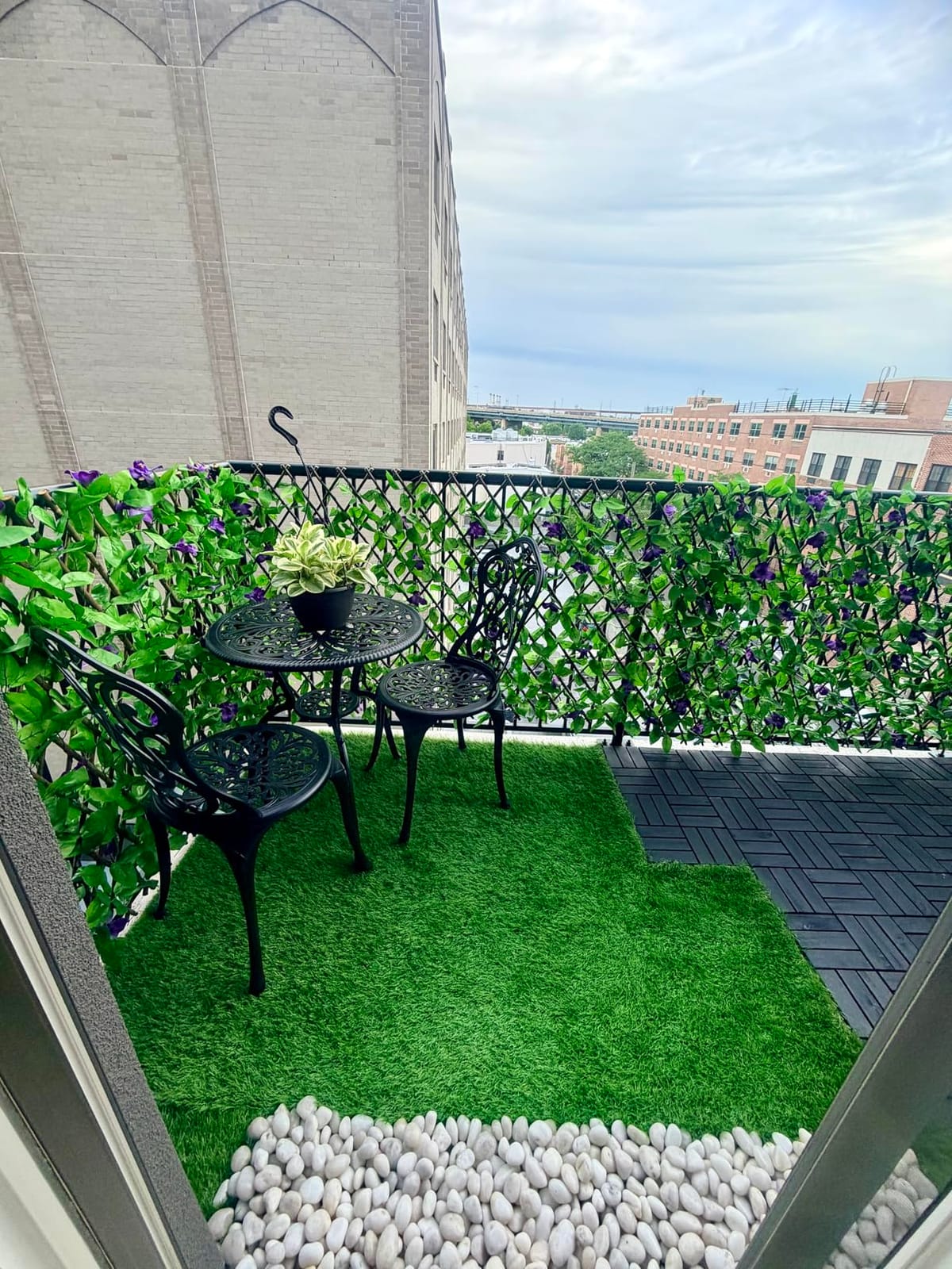 NUU GARDEN 3 Piece Bistro Set Outdoor, All Weather Cast Aluminum Patio Bistro Sets Patio Table and Chairs Set of 2 with Umbrella Hole for Yard and Balcony, Black, Butterfly Backrest customer photo 1