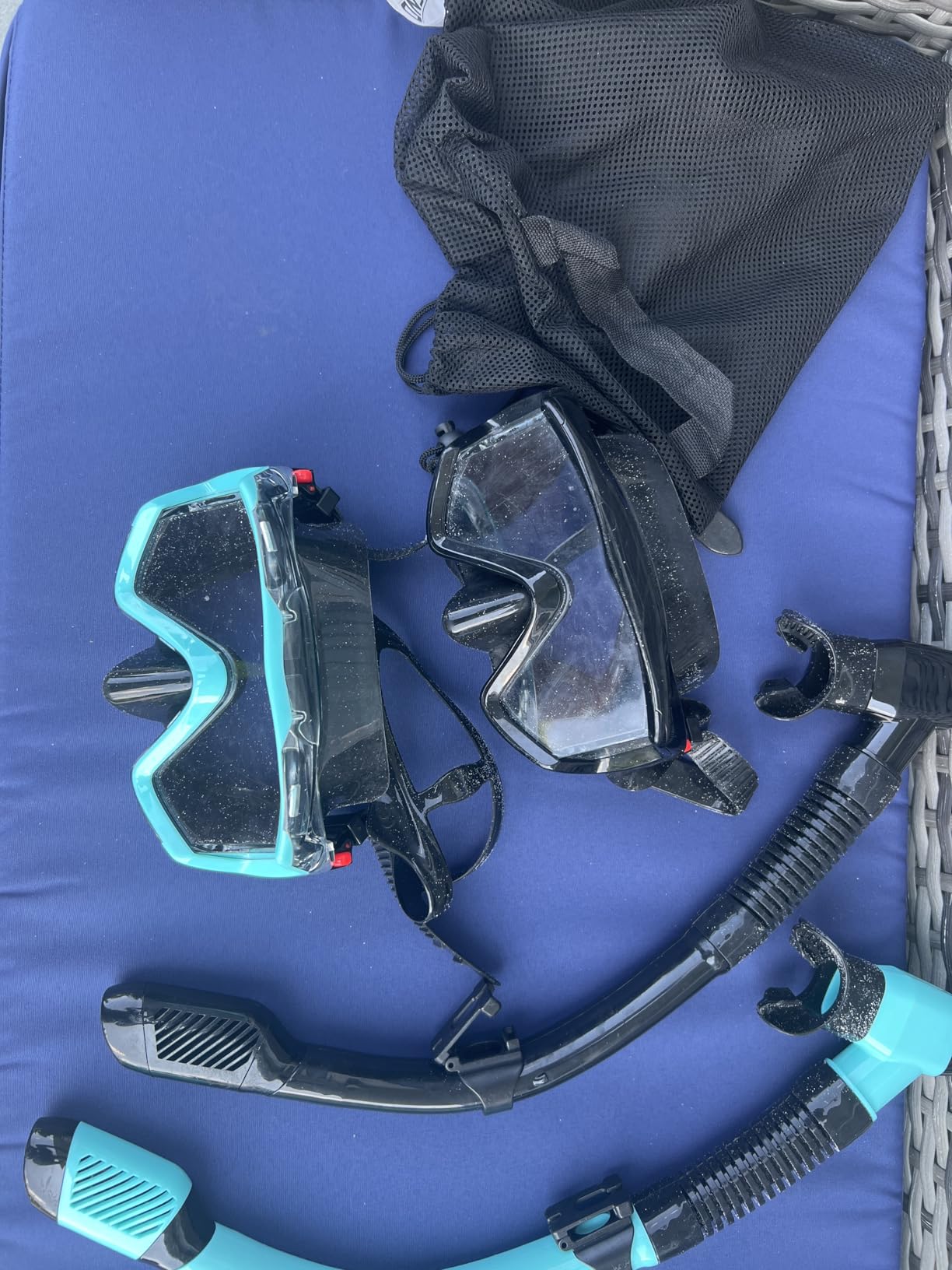 Aegend Snorkeling Gear for Adult Kid - Anti-Fog Mask with Top Dry Valve | Panoramic View Anti-Leak Snorkel Set with Travel Mesh Bag for Snorkeling, Scuba Diving, Freediving & Swimming customer photo 2
