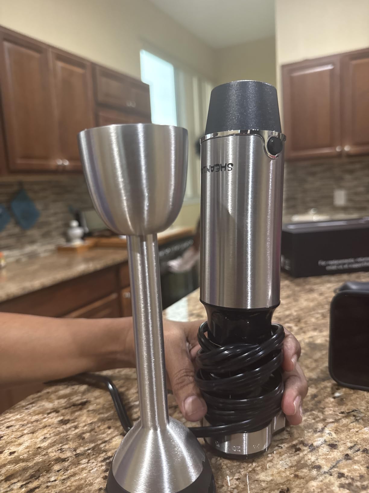 1000W Powerful Immersion Blender handheld, 2026 New Update Hand Blender with 25-Speed, Scratch-Resistant Corded Hand Mixer with Heavy-Duty Copper Brushless Motor and Gift Box customer photo 2