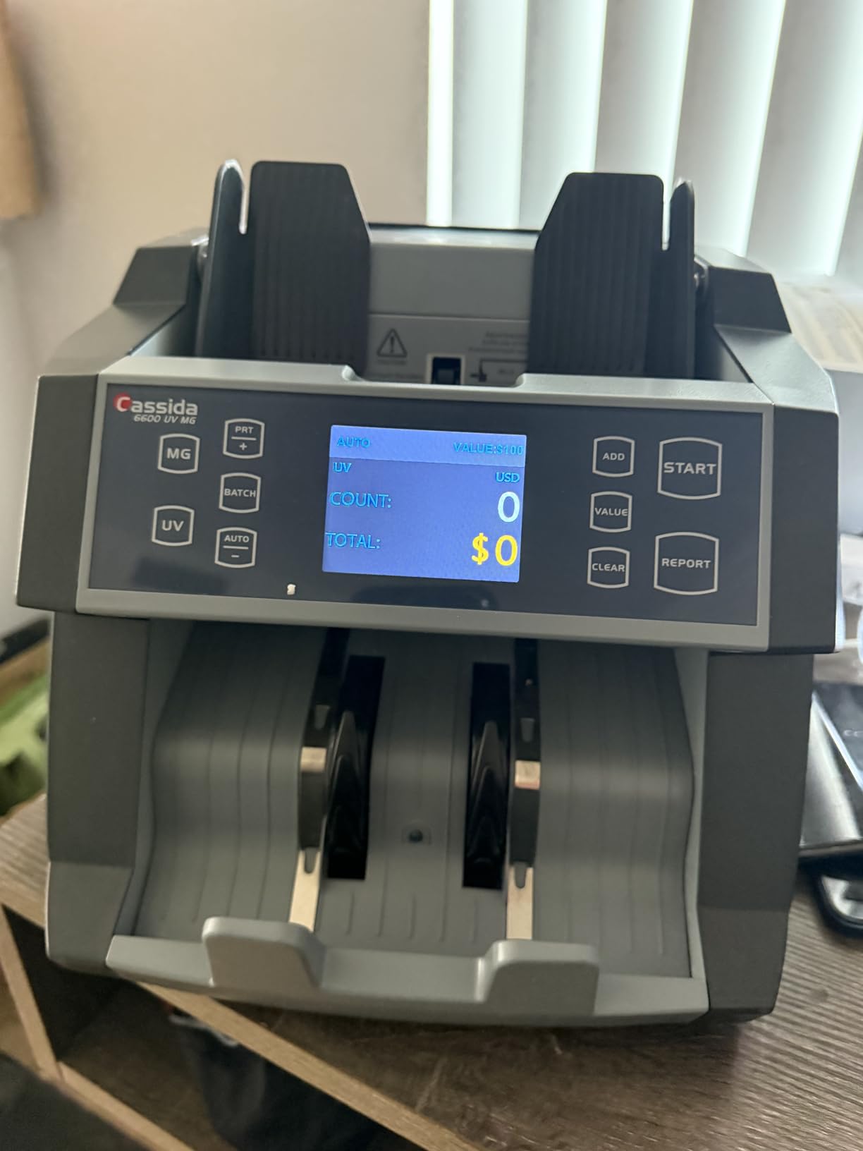 Cassida Money Mixed Bill Counter | Business Grade | 2-Pockets | 9900R V2 | 2 CIS, UV/MG, IR/IT Counterfeit Detection with Built-in Printer, Bill Sorter, Value Counting, Printer Enabled, Touch Screen customer photo 1