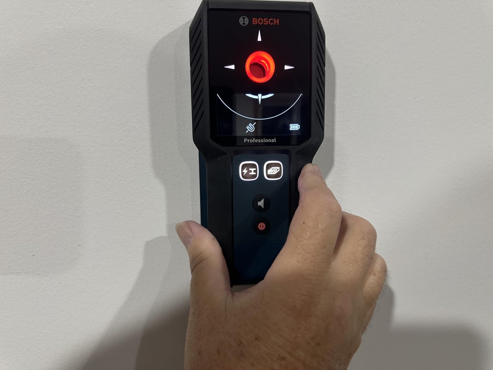 BOSCH PRO GMS120-27 12V Max Wall Scanner customer photo 1