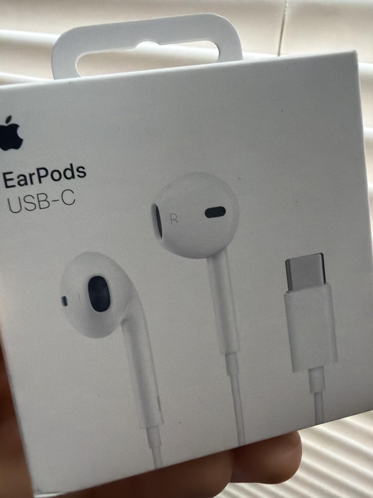 Apple EarPods Headphones with USB-C Plug, Wired Ear Buds with Built-in Remote to Control Music, Phone Calls, and Volume customer photo 2