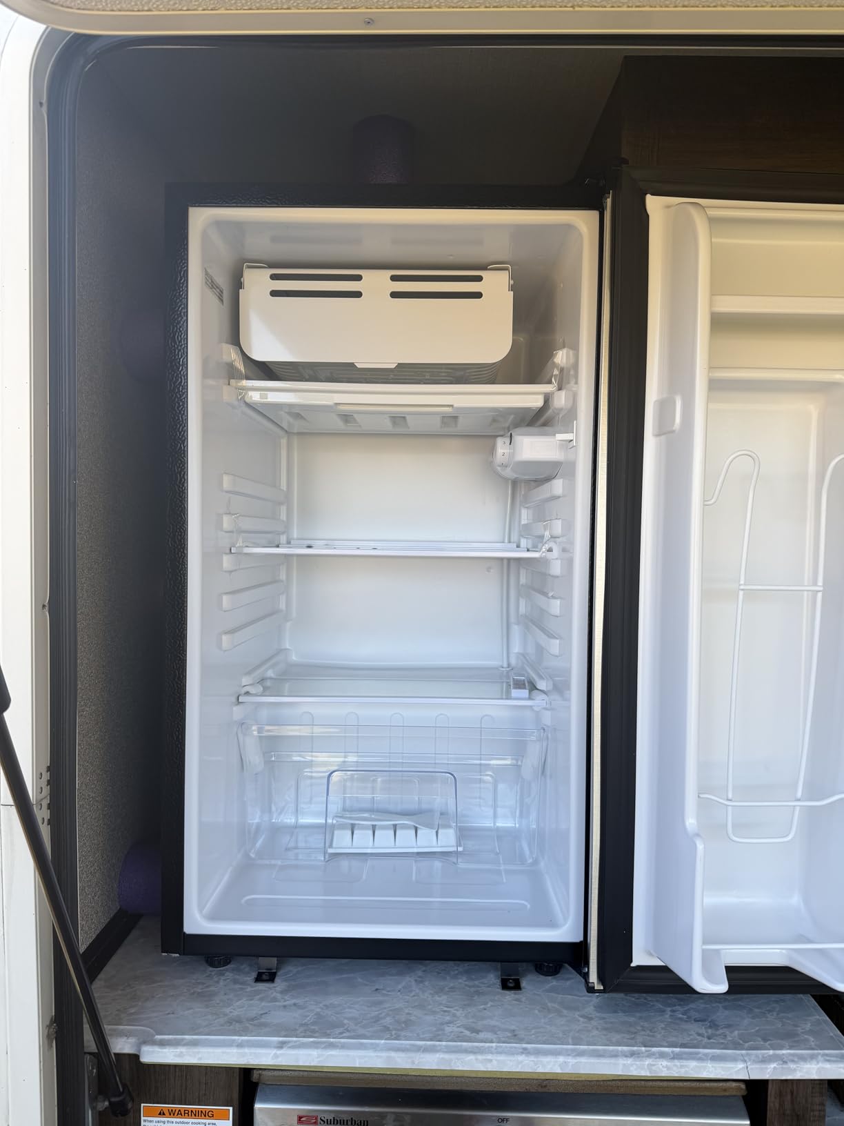 EUHOMY 3.2 Cu.Ft Mini Fridge with Freezer, Compact Refrigerator for Dorm | LED Light, 32°F to 50°F, Compressor Cooling, 38 dB, Adjustable Shelves, Reversible Door, Bedroom Use, Dorm Use customer photo 2