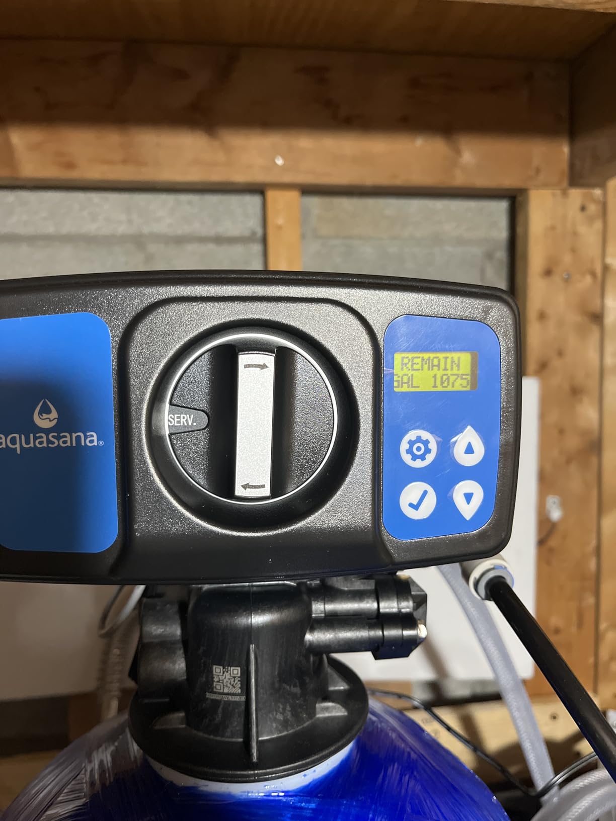 Aquasana SimplySoft Whole House Water Softener | 40K Grain | WH-SF40-BASE | Hard Water Reduction | 15.5 GPM | Metered Regeneration | Salt-Saving Efficiency | Base Tank & Cabinet | 5/10-Year Warranty customer photo 2