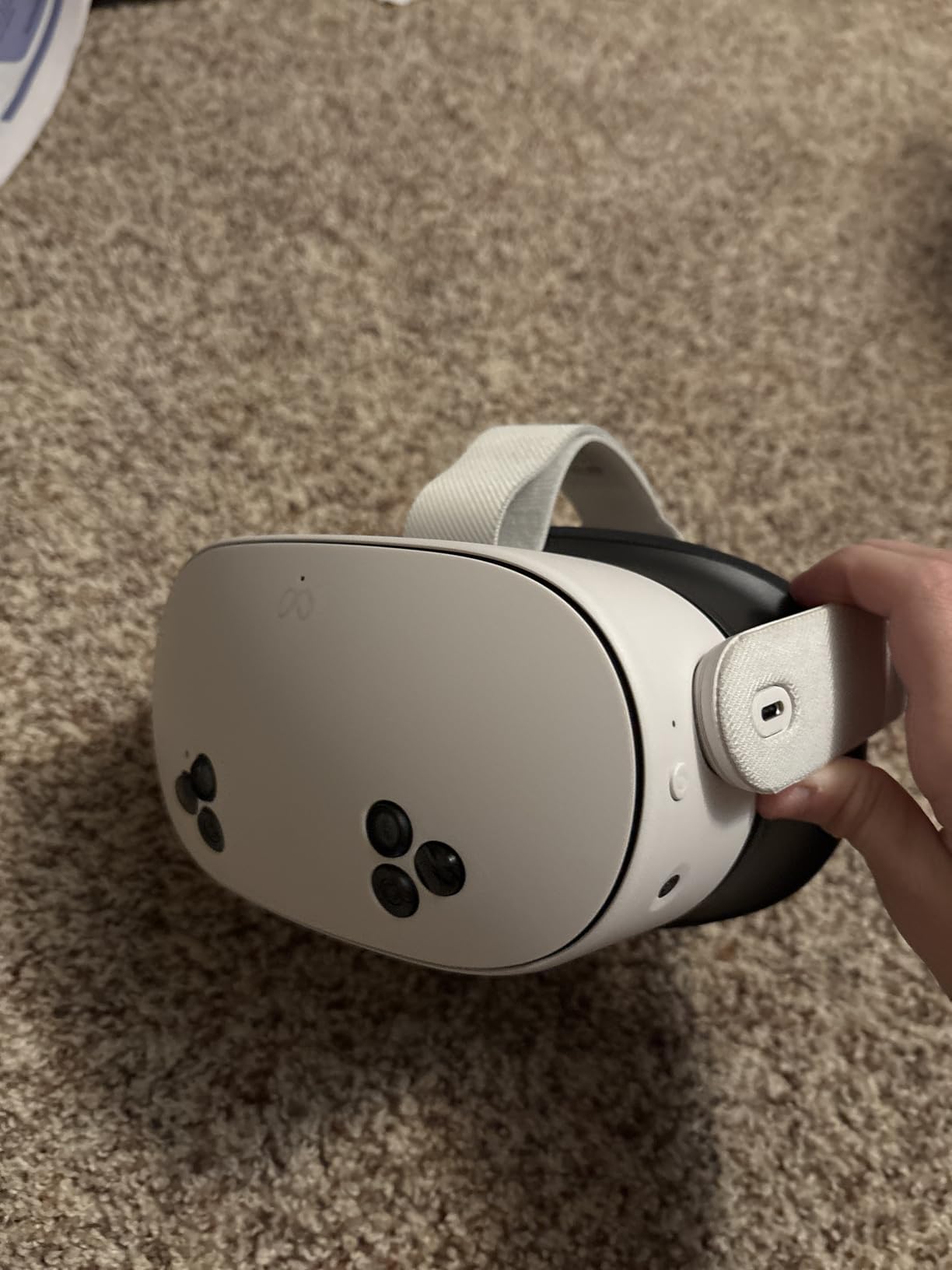 Meta Quest 3S 256GB | VR Headset - Thirty-Three Percent More Memory - 2X Graphical Processing Power - Virtual Reality Without Wires - Get Batman: Arkham Shadow Included Plus Access to 40+ Games customer photo 1