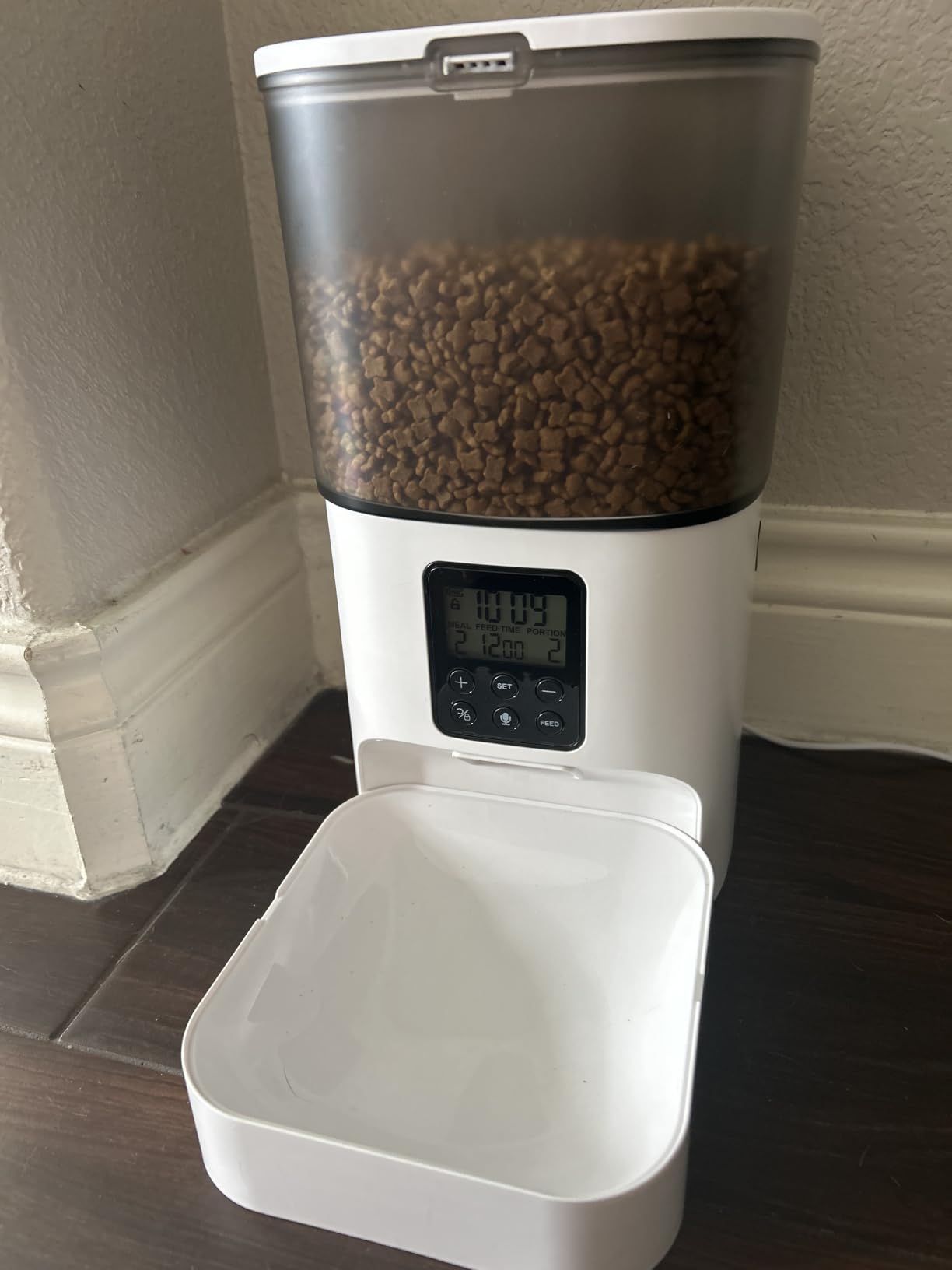 ANDOLL HOME Automatic Cat Feeder, 4L Cat Food Dispenser with 10s Voice Recorder, Pet Feeder up to 8 Meals per Day, Timed Dog Feeder with Dry Food Sealed Ring customer photo 2